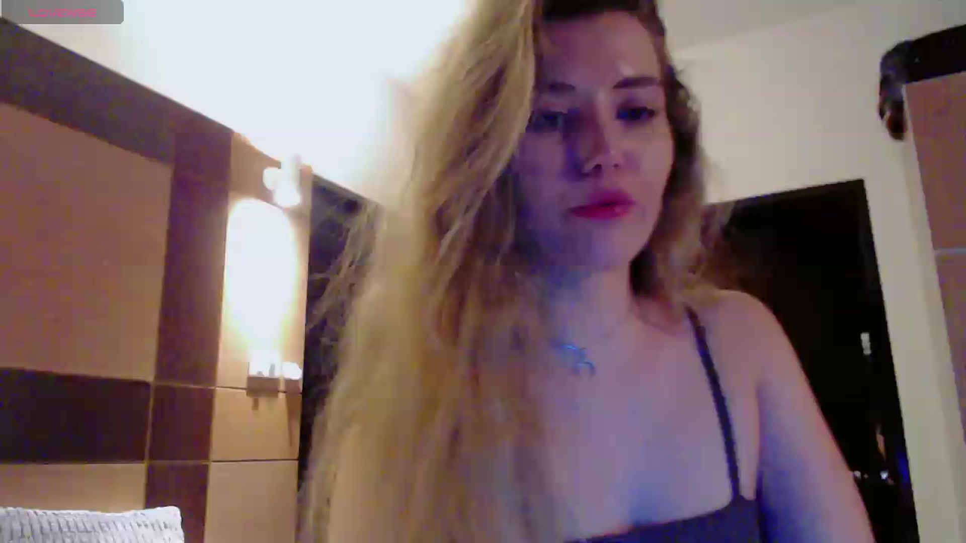 Gallery image thumbnail from KilianSou's myfreecams stream on, 09/04/2026, 14:12 image 19 of 20