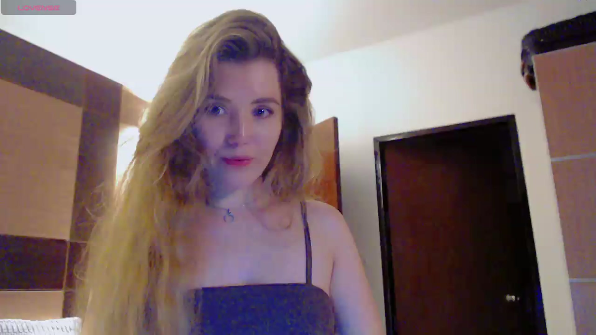 Gallery image thumbnail from KilianSou's myfreecams stream on, 09/04/2026, 14:12 image 8 of 20