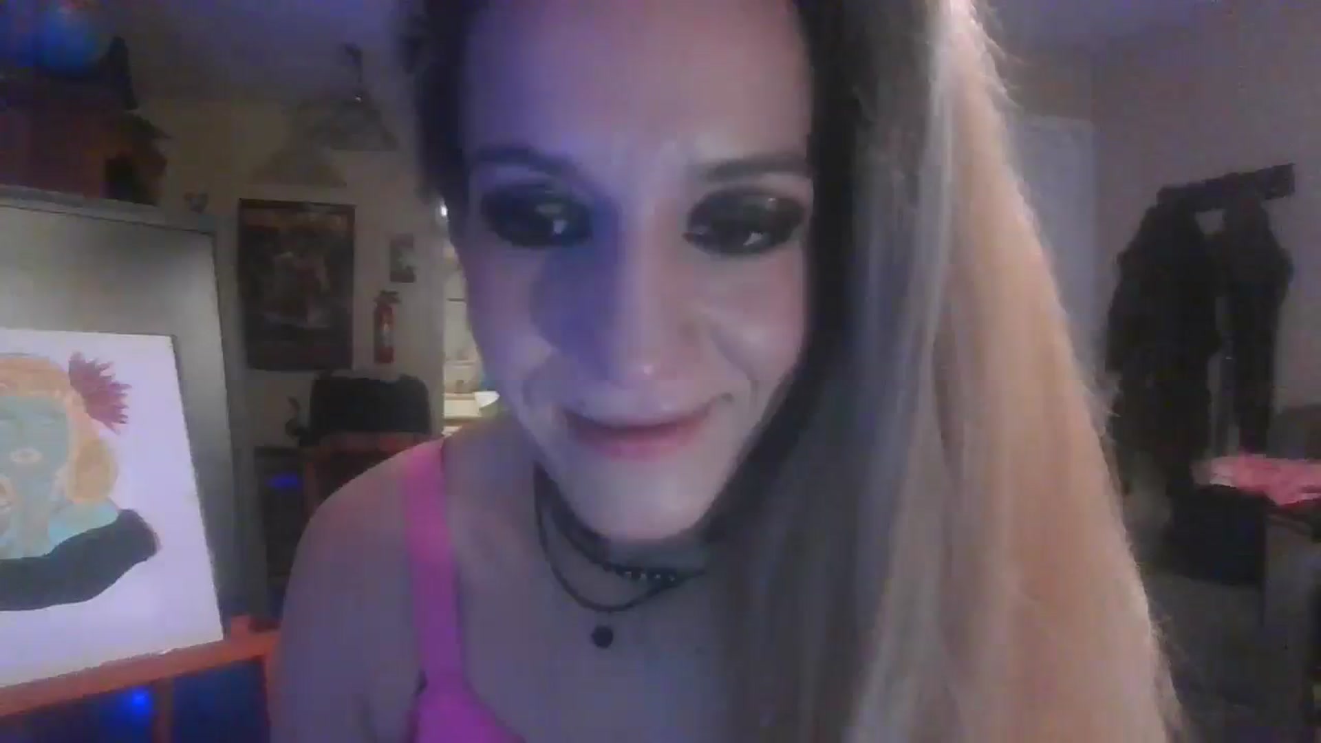 Gallery image thumbnail from KillaXBarbie1's myfreecams stream on, 04/21/2025, 07:00 image 17 of 20