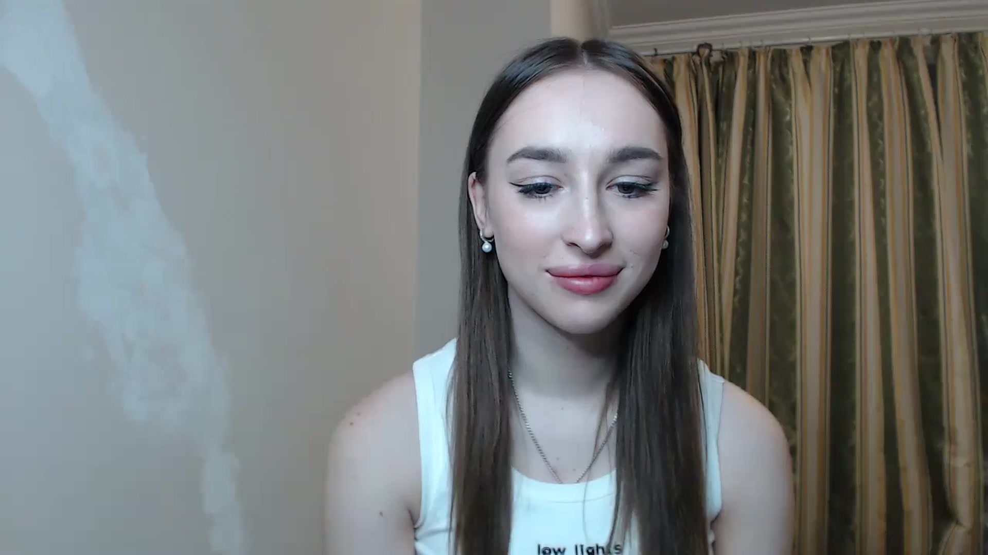 Gallery image thumbnail from KillerEyesS's myfreecams stream on, 05/14/2025, 17:45 image 14 of 20