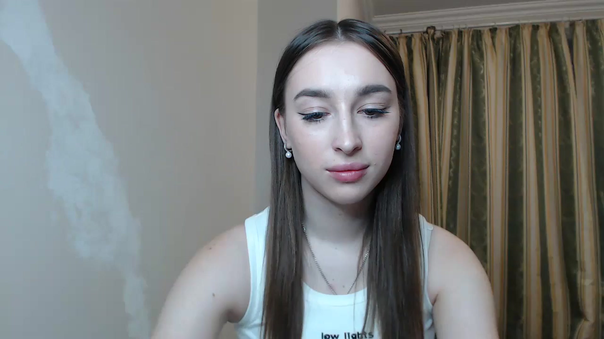 Gallery image thumbnail from KillerEyesS's myfreecams stream on, 05/14/2025, 17:45 image 8 of 20