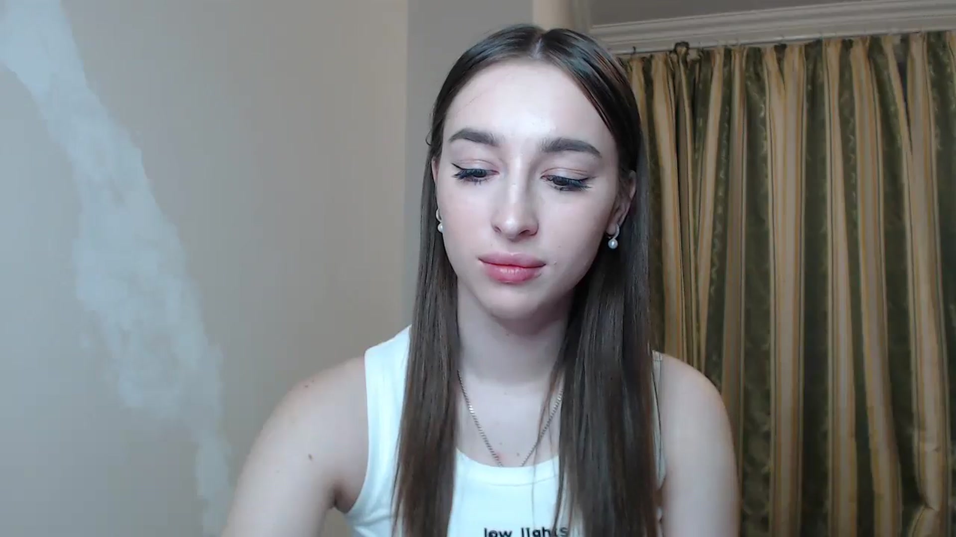 Gallery image thumbnail from KillerEyesS's myfreecams stream on, 05/14/2025, 17:45 image 4 of 20
