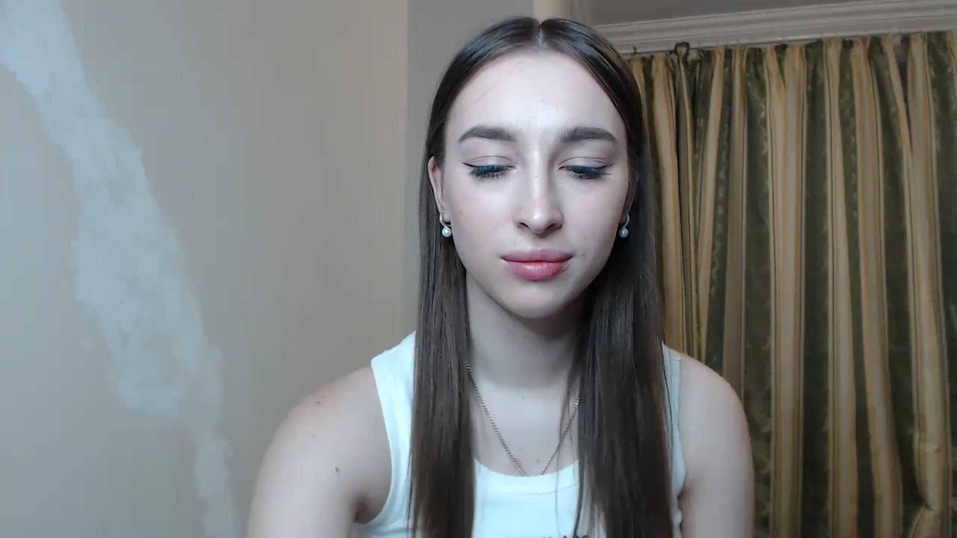 Gallery image thumbnail from KillerEyesS's myfreecams stream on, 05/14/2025, 17:45 image 2 of 20