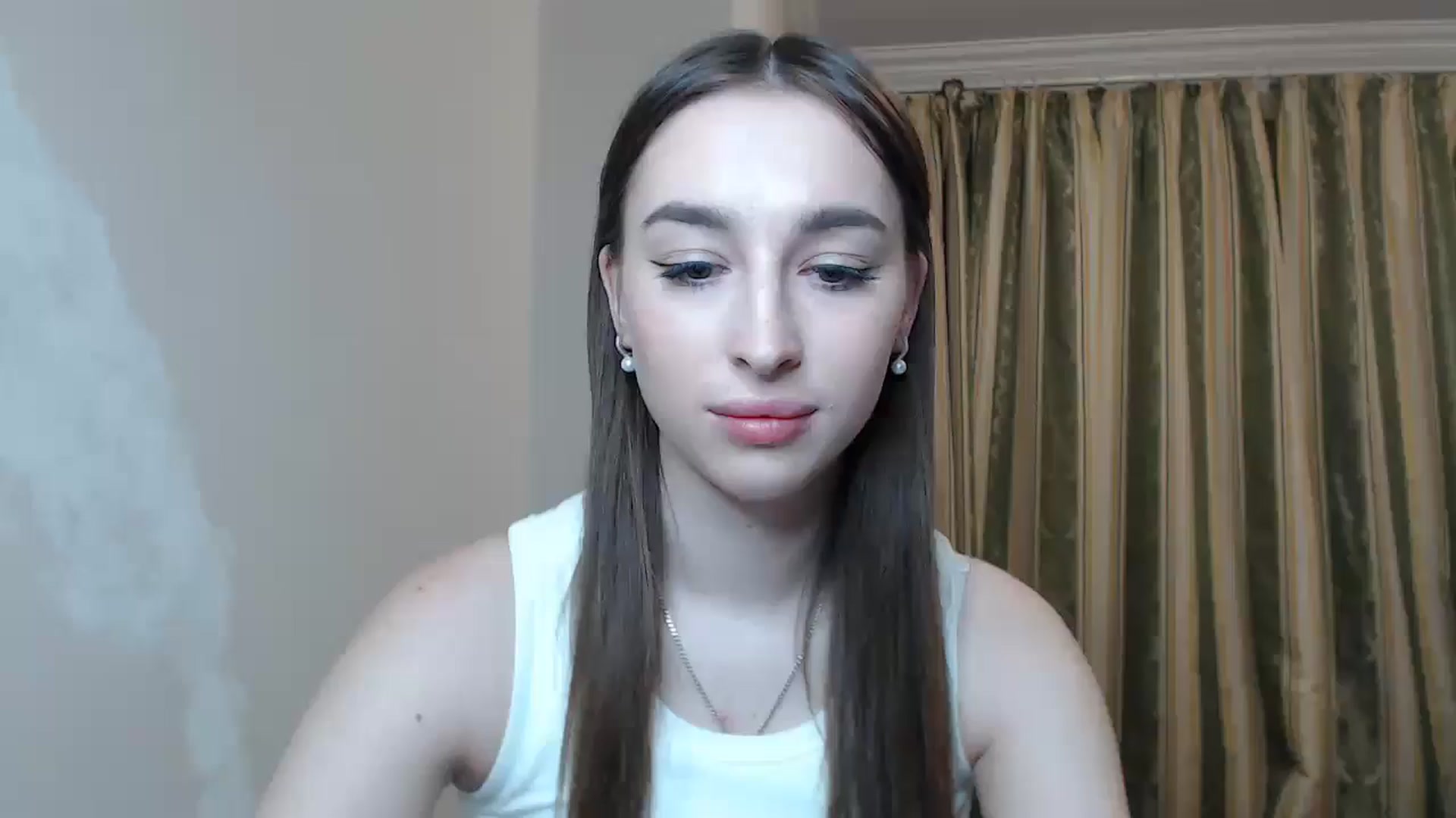 Gallery image thumbnail from KillerEyesS's myfreecams stream on, 05/14/2025, 18:24 image 16 of 20