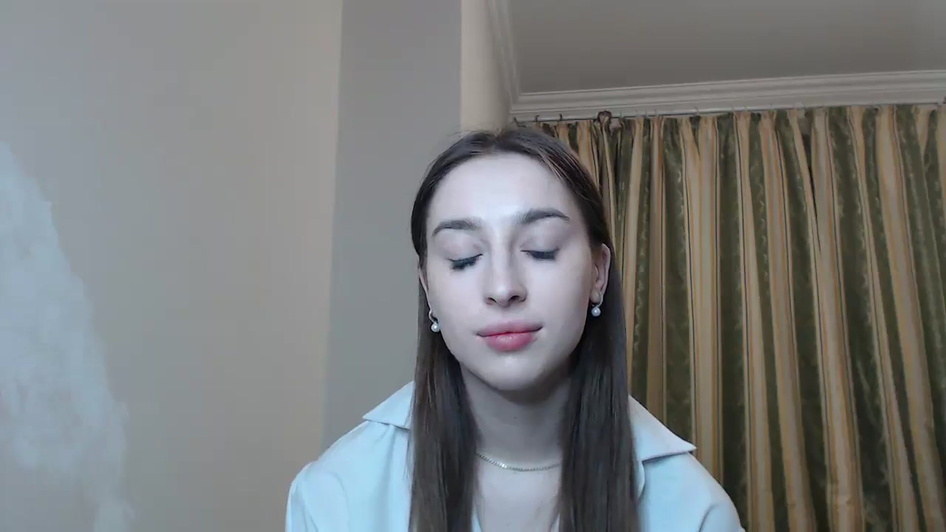 Gallery image thumbnail from KillerEyesS's myfreecams stream on, 05/15/2025, 20:53 image 3 of 20