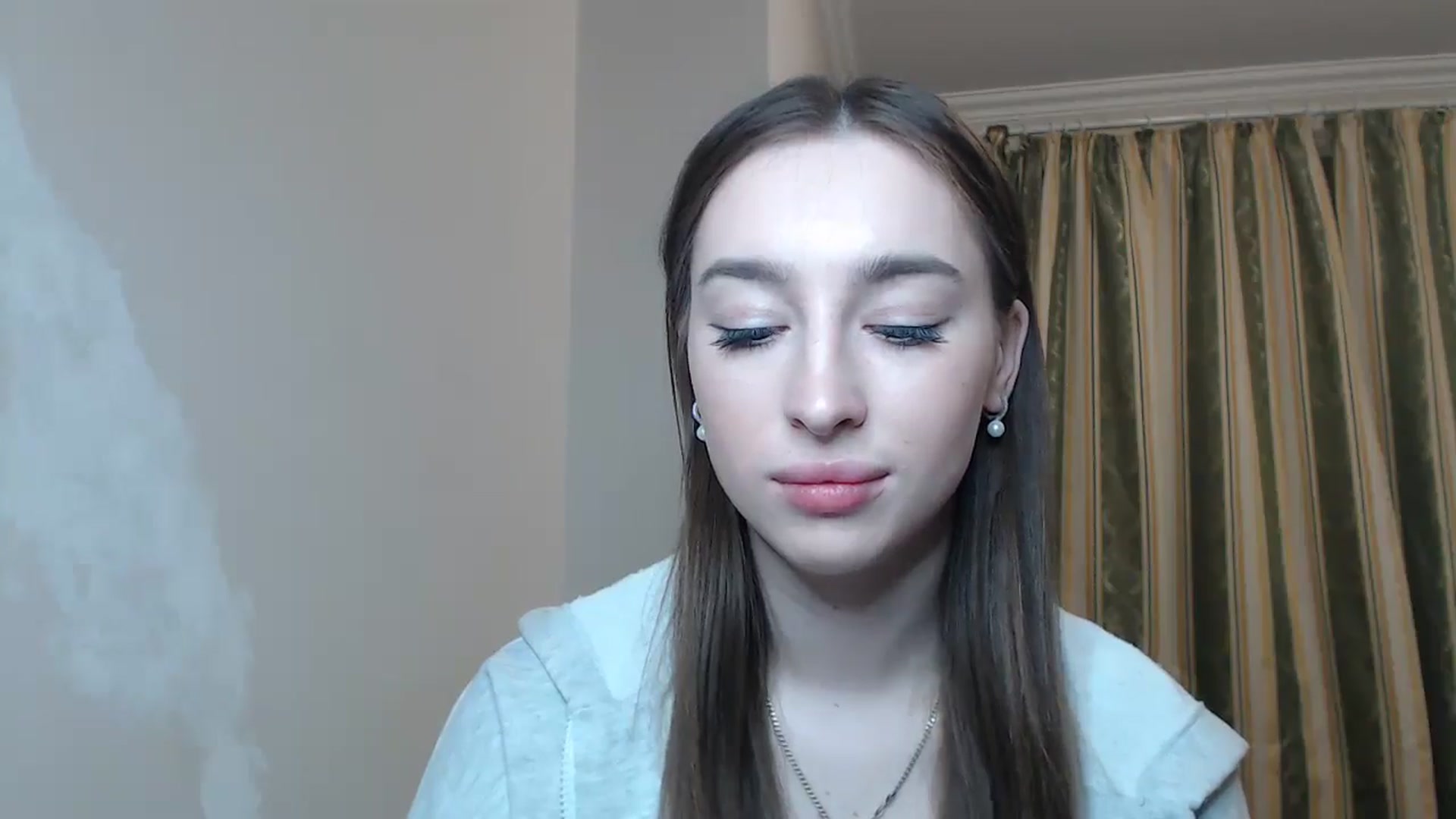 Gallery image thumbnail from KillerEyesS's myfreecams stream on, 05/16/2025, 18:17 image 12 of 20