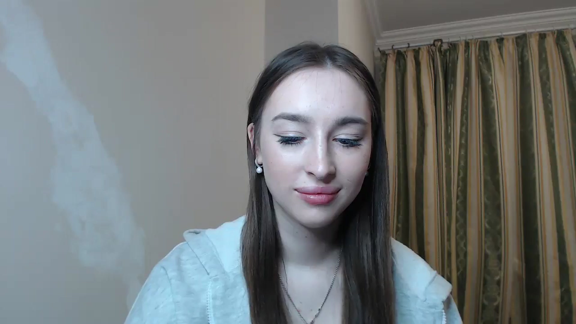 Gallery image thumbnail from KillerEyesS's myfreecams stream on, 05/16/2025, 18:52 image 16 of 20