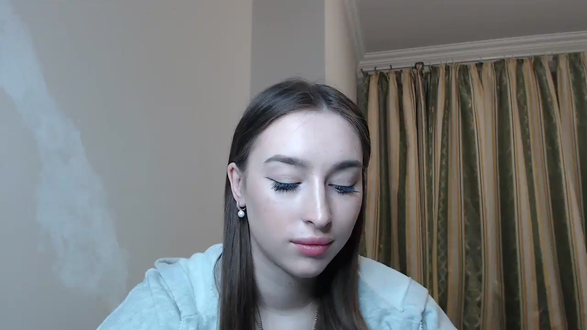 Gallery image thumbnail from KillerEyesS's myfreecams stream on, 05/16/2025, 19:46 image 18 of 20
