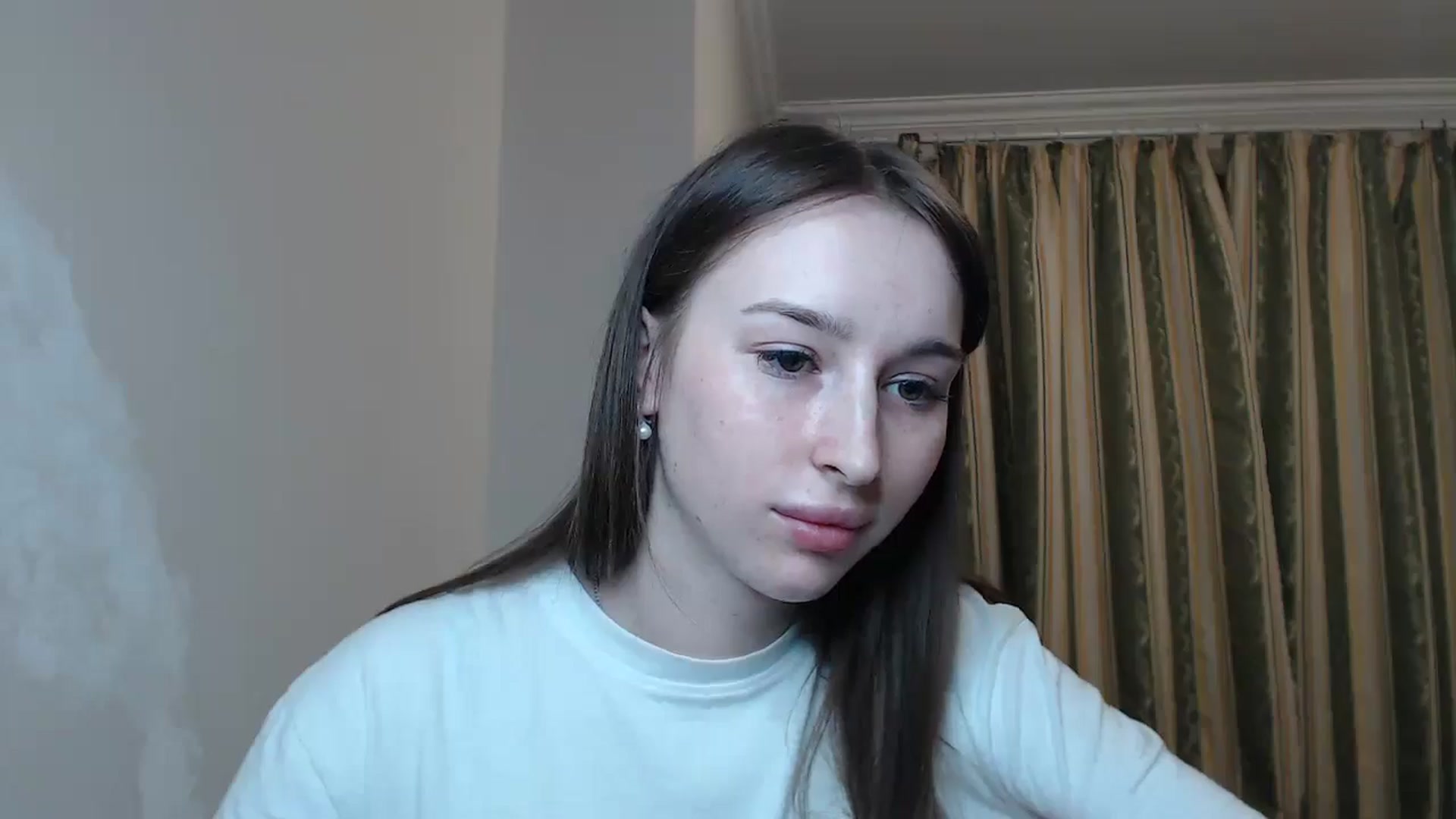 Gallery image thumbnail from KillerEyesS's myfreecams stream on, 05/18/2025, 20:01 image 17 of 20