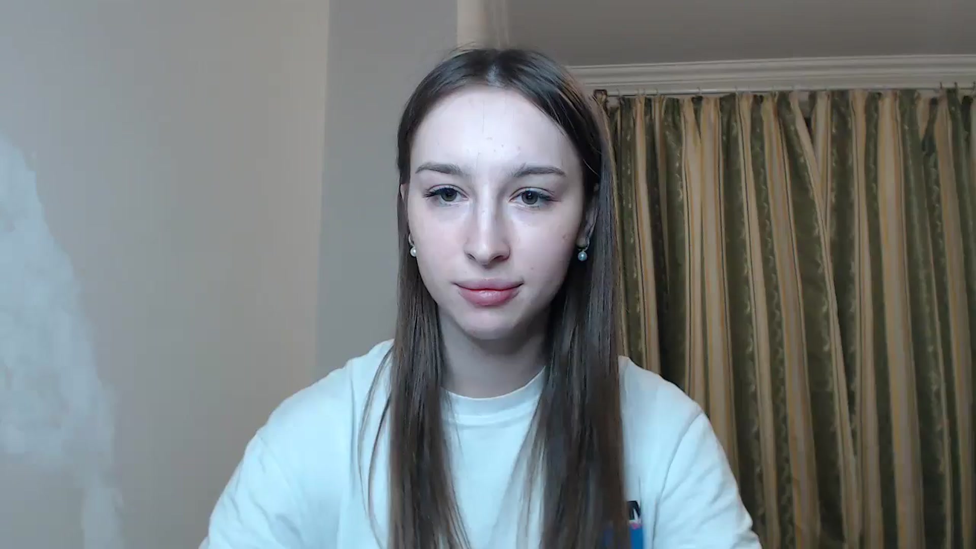 Gallery image thumbnail from KillerEyesS's myfreecams stream on, 05/18/2025, 20:01 image 1 of 20