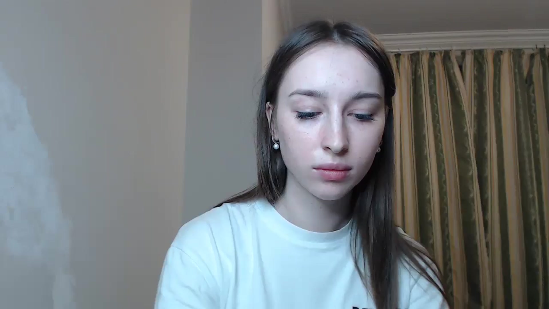 Gallery image thumbnail from KillerEyesS's myfreecams stream on, 05/18/2025, 20:01 image 14 of 20