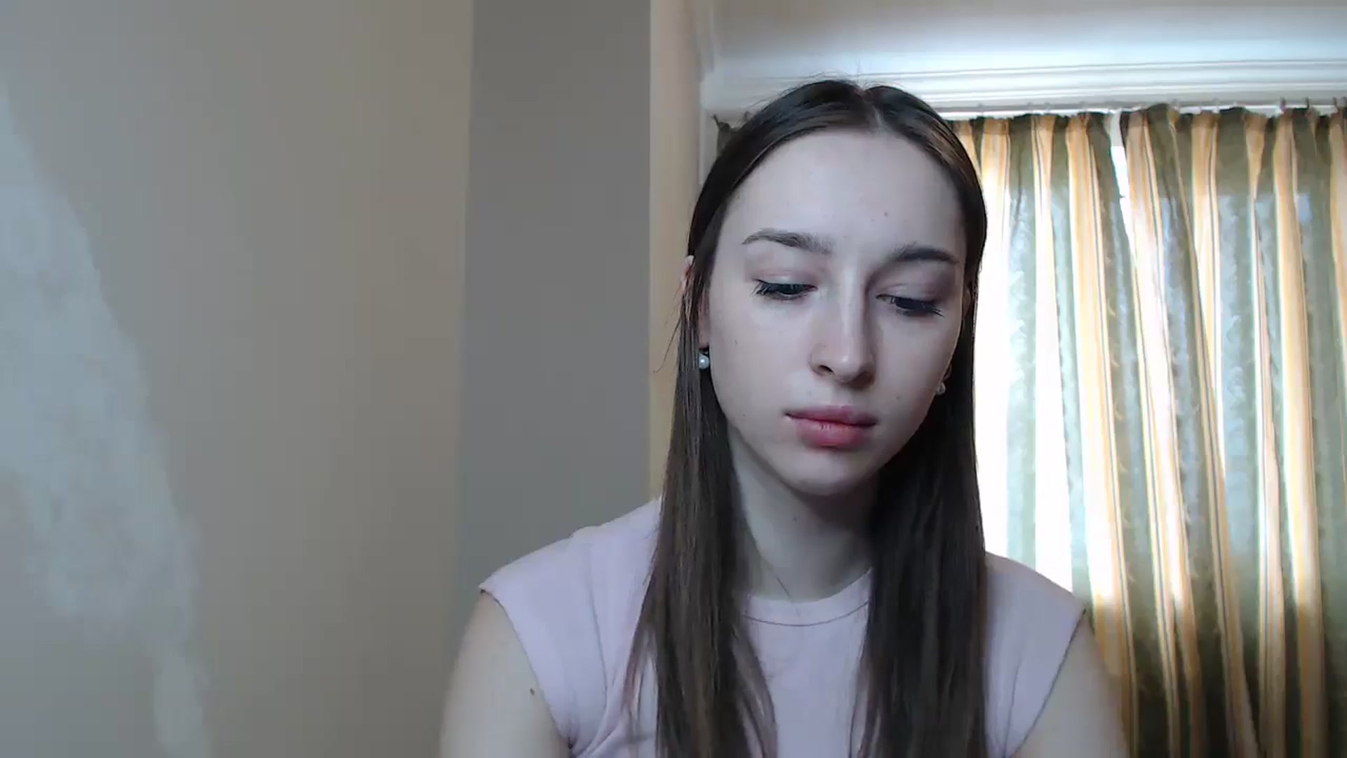Gallery image thumbnail from KillerEyesS's myfreecams stream on, 05/20/2025, 13:43 image 12 of 20