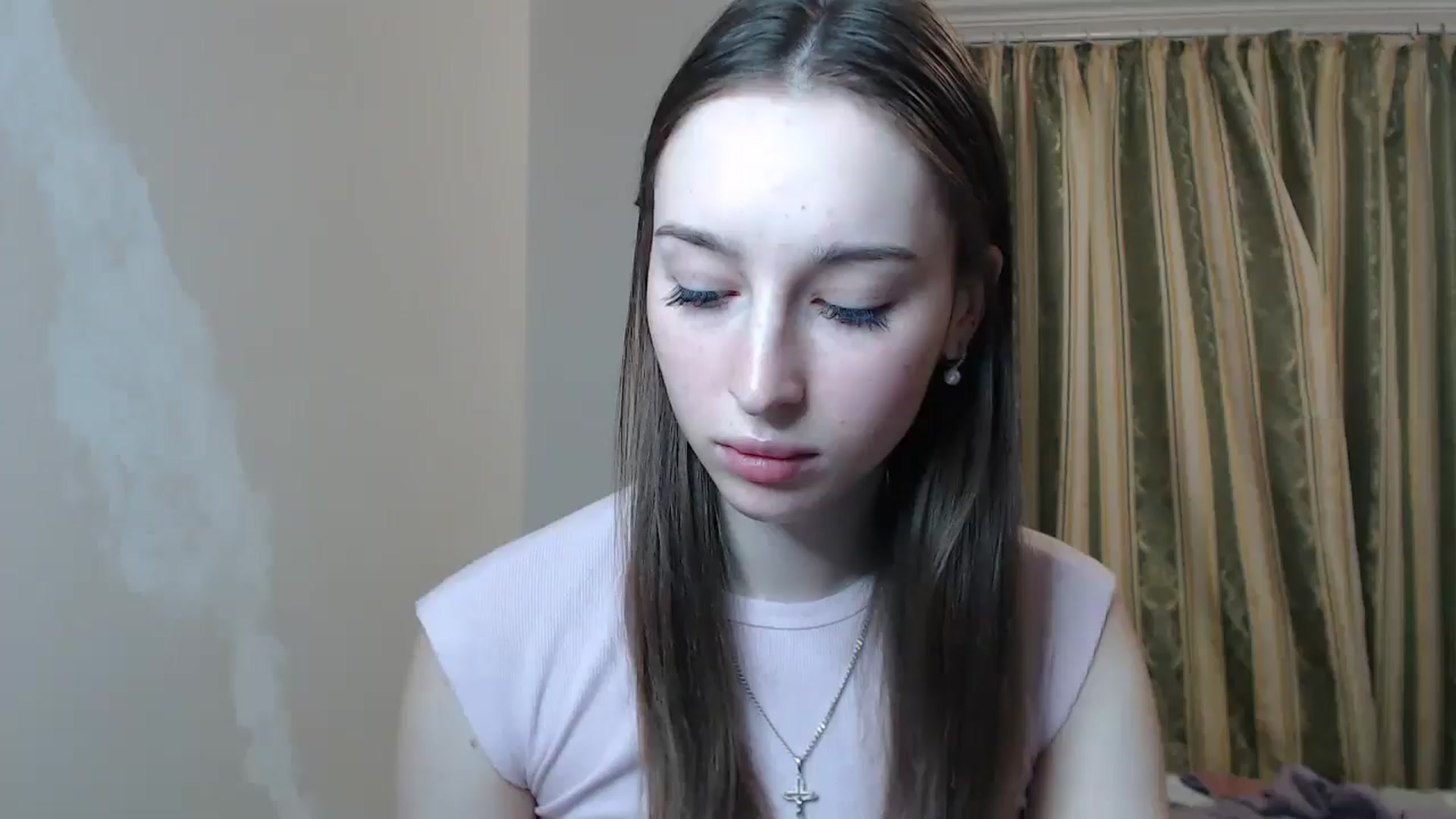 Gallery image thumbnail from KillerEyesS's myfreecams stream on, 05/20/2025, 19:07 image 16 of 20
