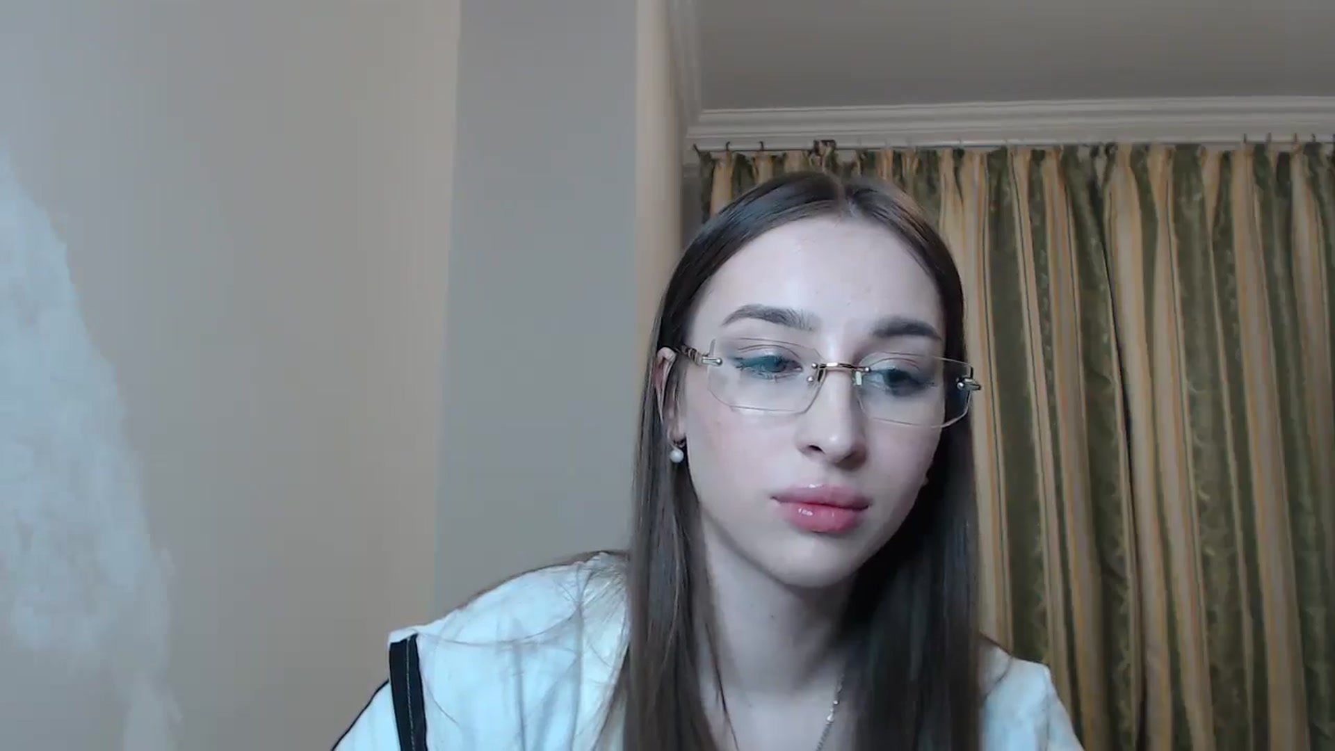 Gallery image thumbnail from KillerEyesS's myfreecams stream on, 05/21/2025, 18:17 image 10 of 20