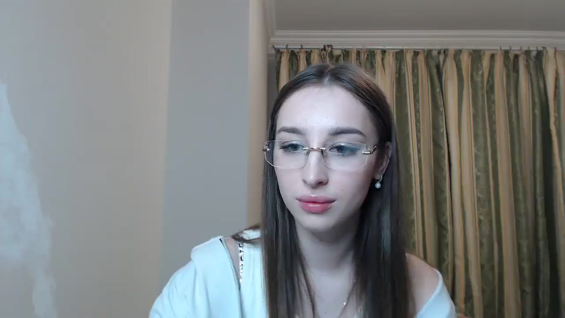 Gallery image thumbnail from KillerEyesS's myfreecams stream on, 05/21/2025, 18:55 image 3 of 20
