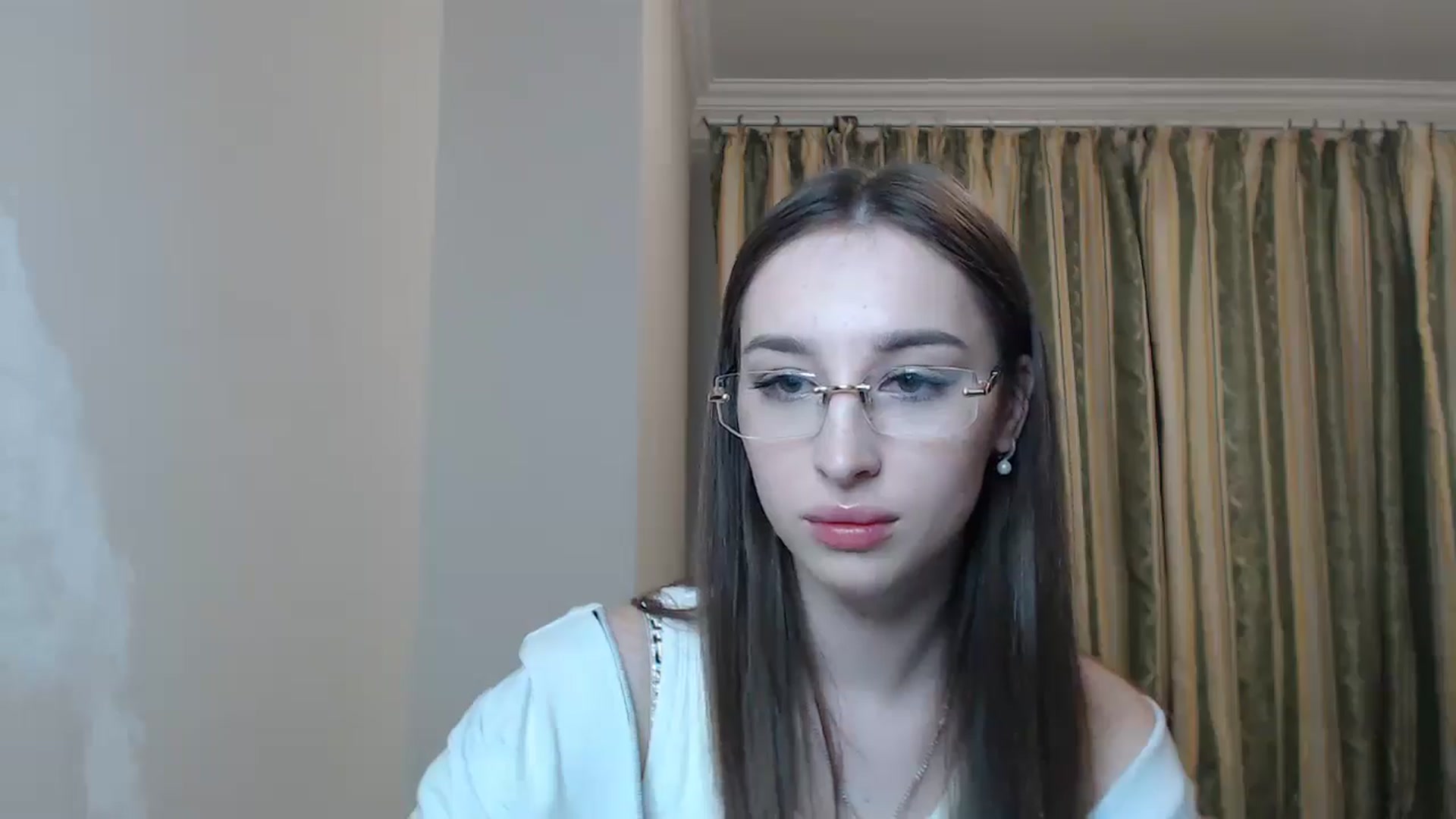 Gallery image thumbnail from KillerEyesS's myfreecams stream on, 05/21/2025, 18:55 image 2 of 20
