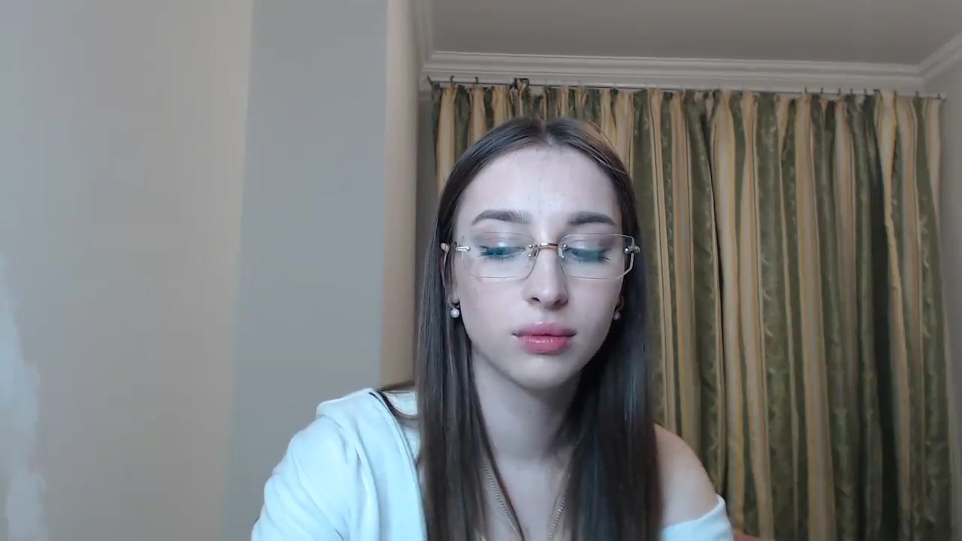 Gallery image thumbnail from KillerEyesS's myfreecams stream on, 05/21/2025, 18:55 image 14 of 20