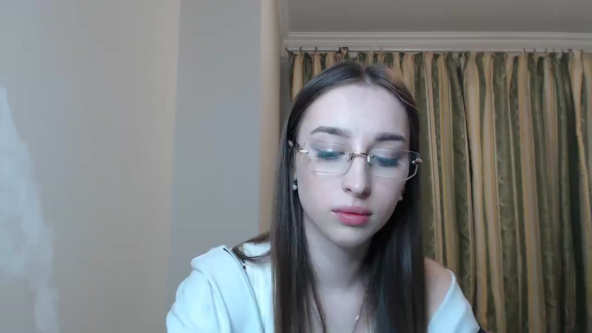 Gallery image thumbnail from KillerEyesS's myfreecams stream on, 05/21/2025, 18:55 image 6 of 20