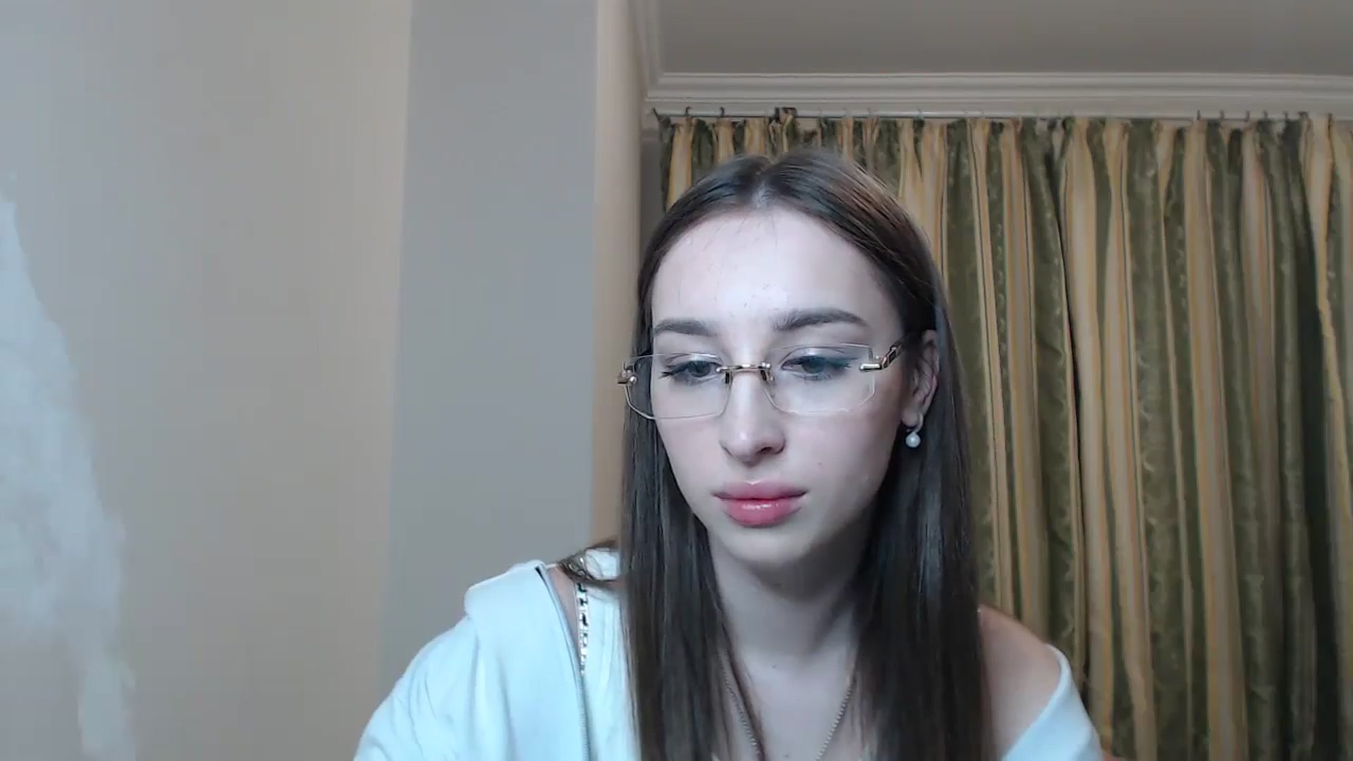 Gallery image thumbnail from KillerEyesS's myfreecams stream on, 05/21/2025, 18:55 image 4 of 20