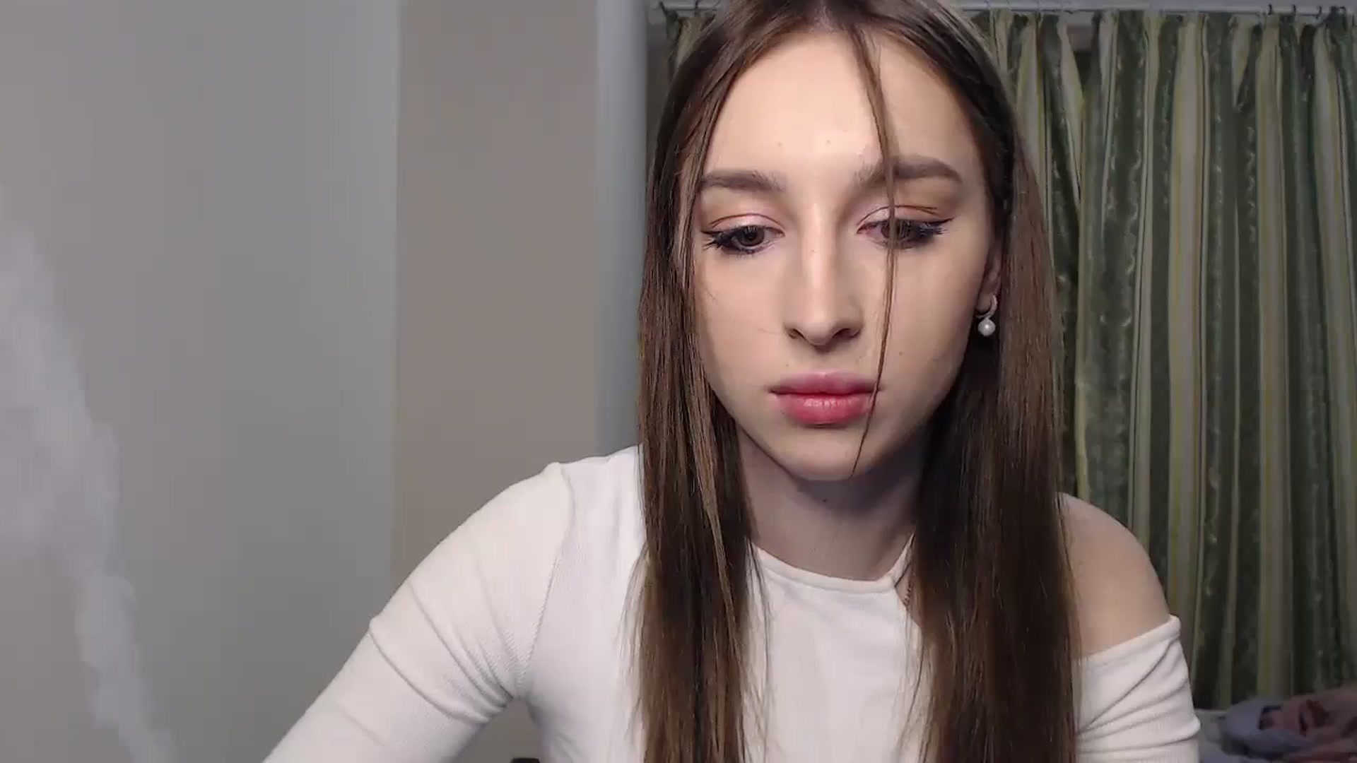 Gallery image thumbnail from KillerEyesS's myfreecams stream on, 05/24/2025, 19:18 image 14 of 20