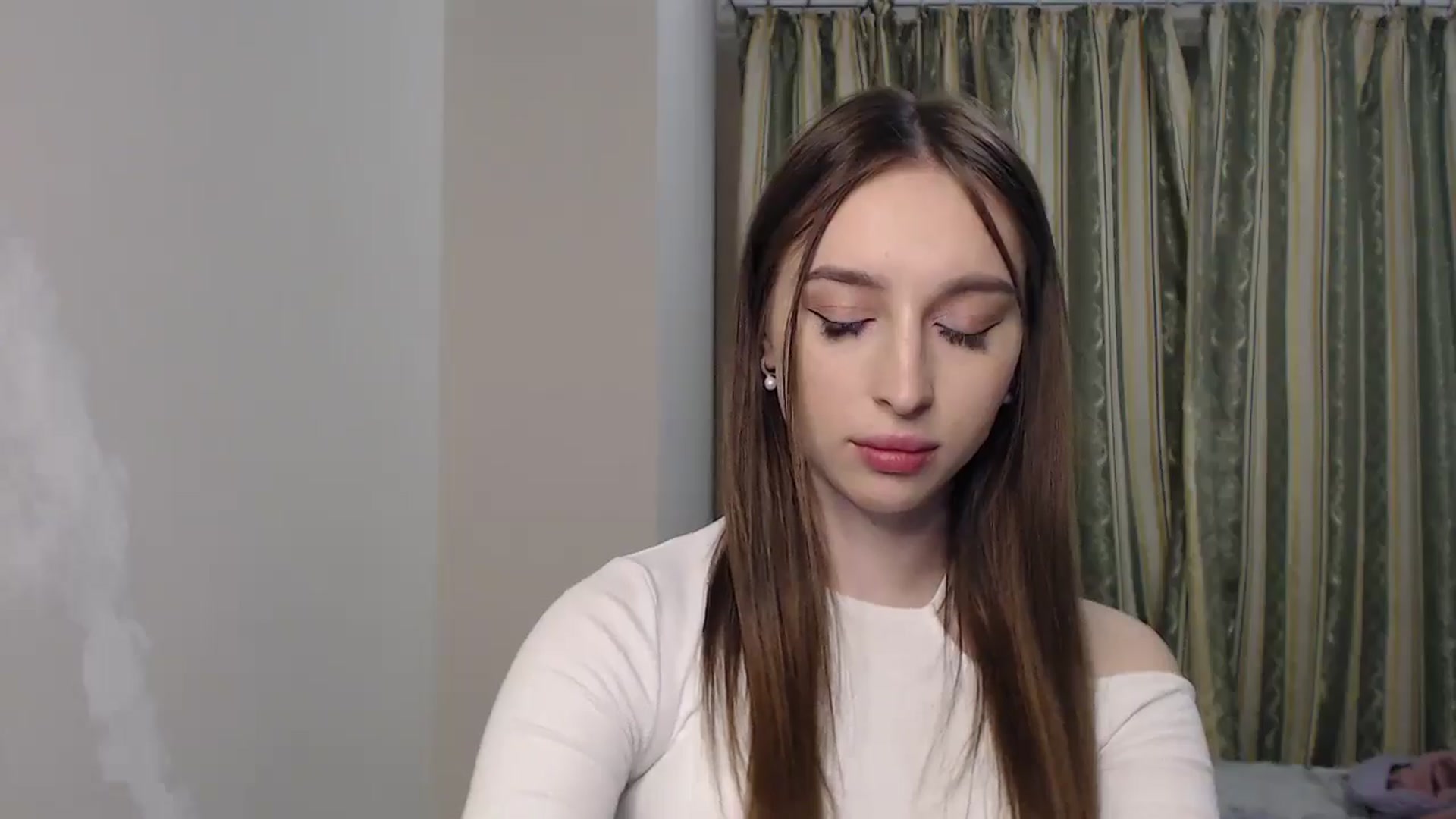 Gallery image thumbnail from KillerEyesS's myfreecams stream on, 05/24/2025, 19:18 image 17 of 20