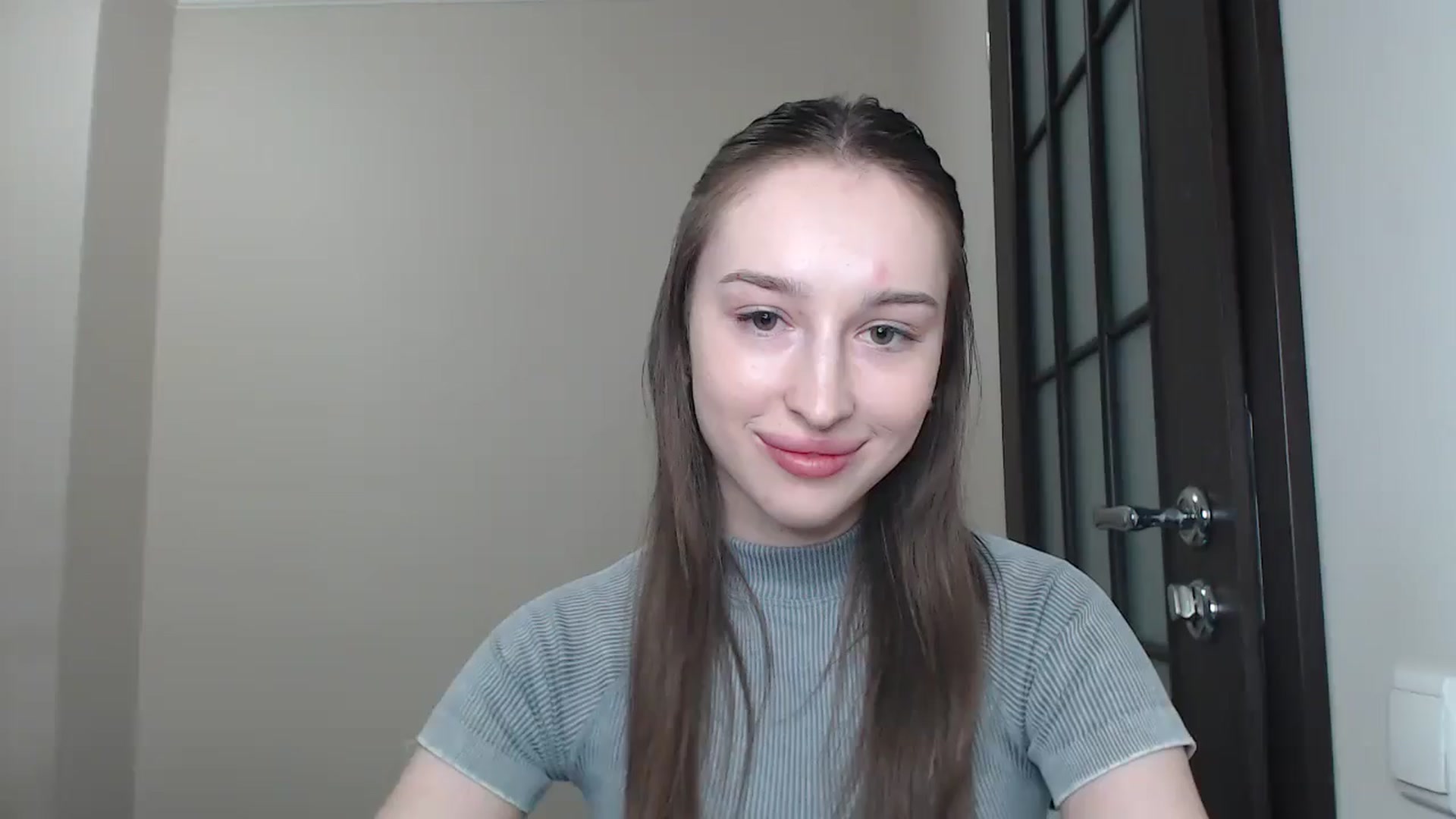 Gallery image thumbnail from KillerEyesS's myfreecams stream on, 05/26/2025, 18:01 image 16 of 20