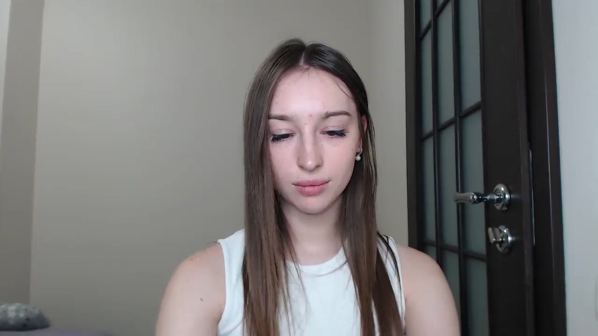 Gallery image thumbnail from KillerEyesS's myfreecams stream on, 06/17/2025, 19:21 image 8 of 20
