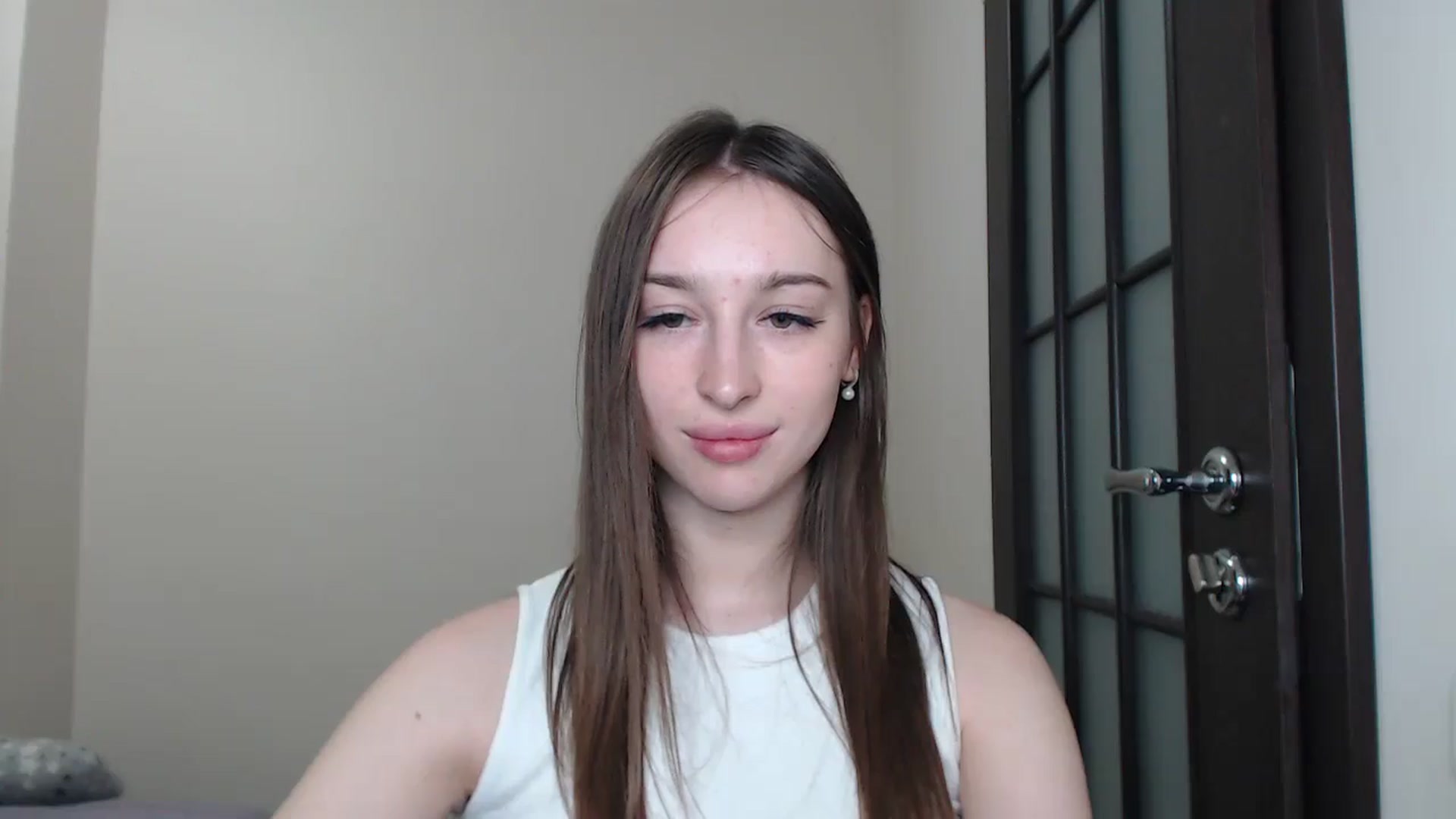 Gallery image thumbnail from KillerEyesS's myfreecams stream on, 06/17/2025, 19:21 image 17 of 20