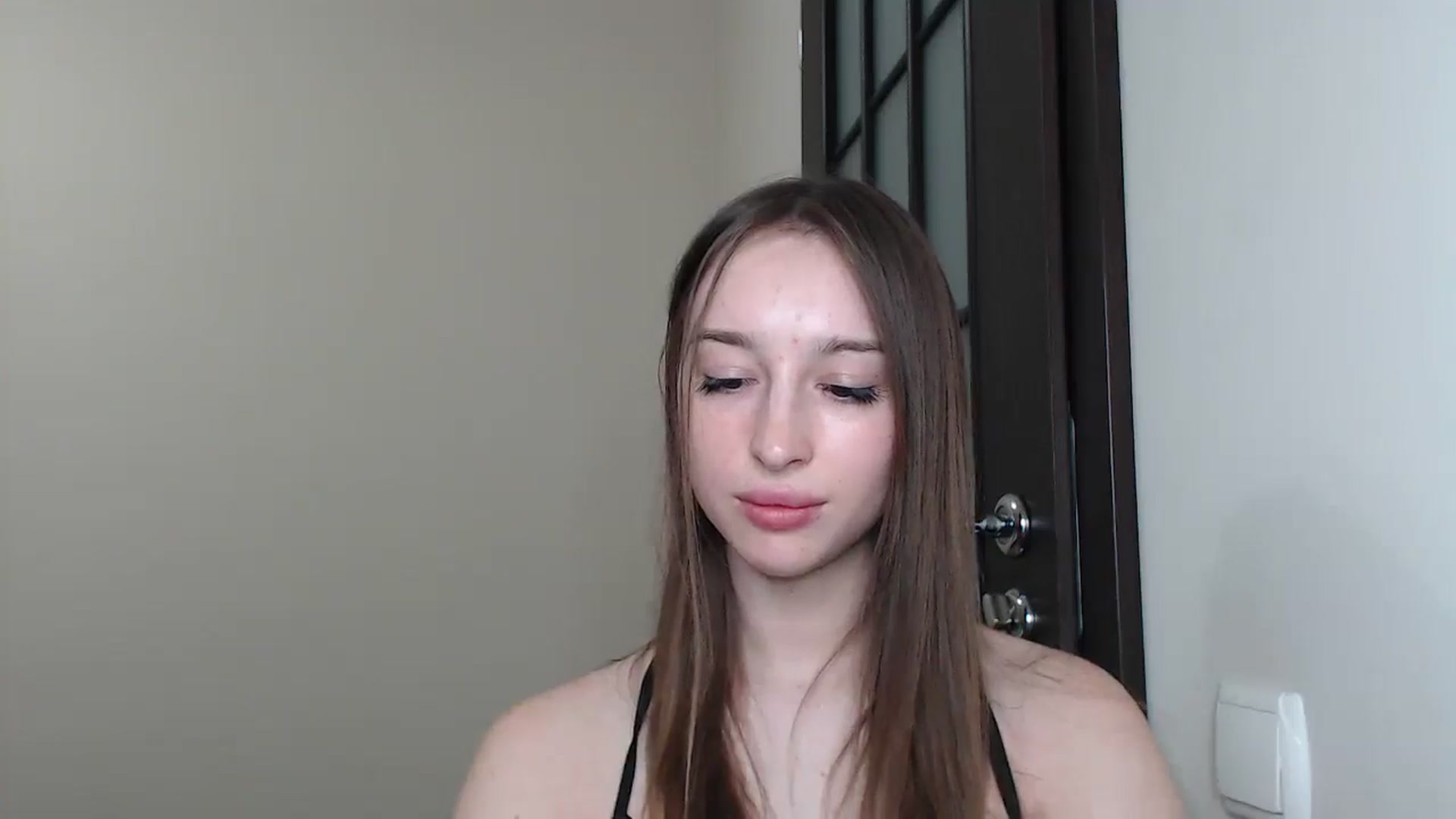 Gallery image thumbnail from KillerEyesS's myfreecams stream on, 06/18/2025, 19:00 image 18 of 20