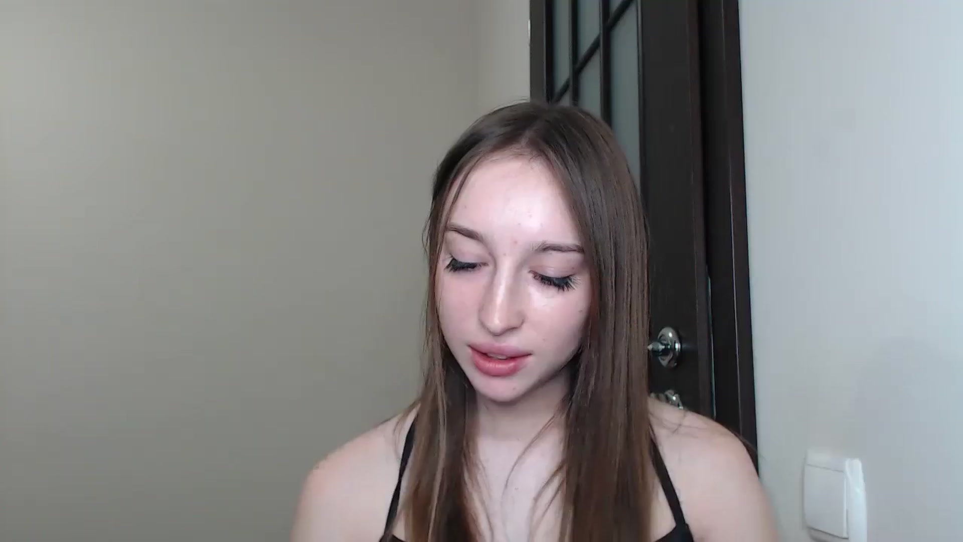 Gallery image thumbnail from KillerEyesS's myfreecams stream on, 06/18/2025, 19:00 image 20 of 20