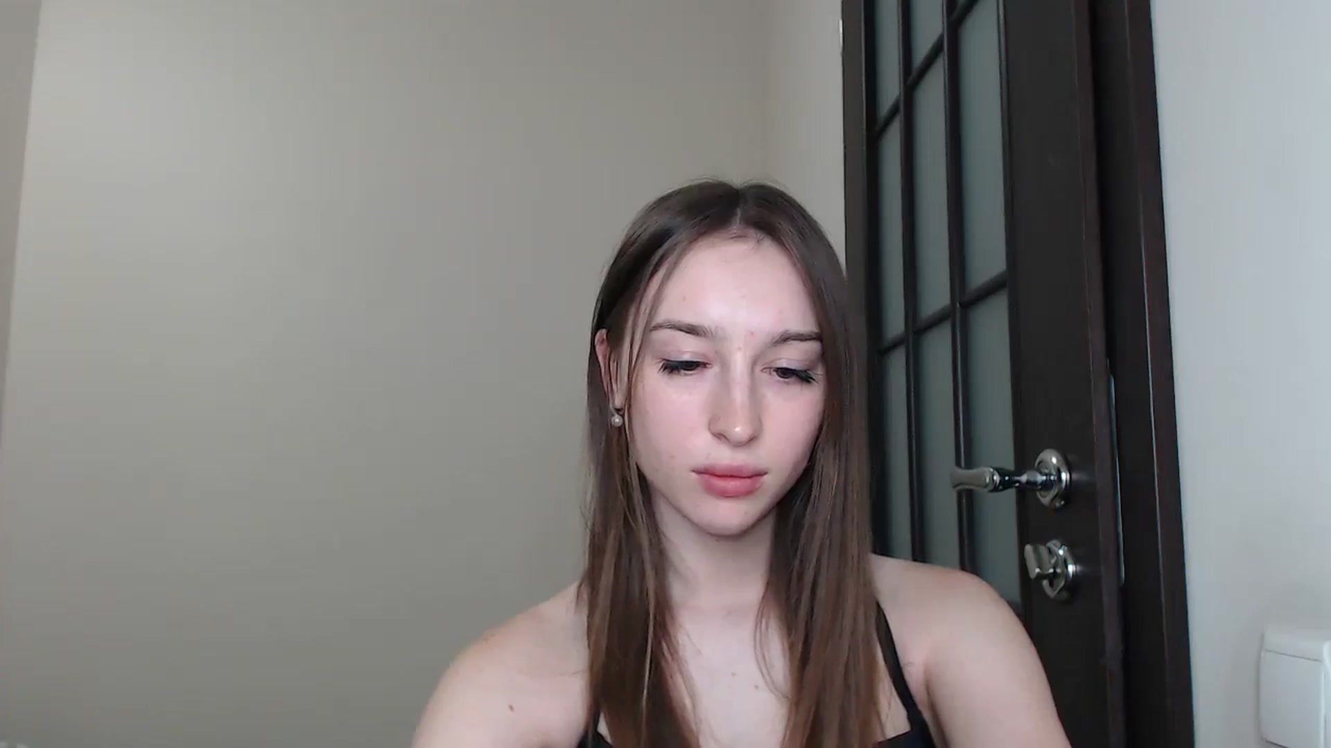 Gallery image thumbnail from KillerEyesS's myfreecams stream on, 06/18/2025, 19:00 image 9 of 20