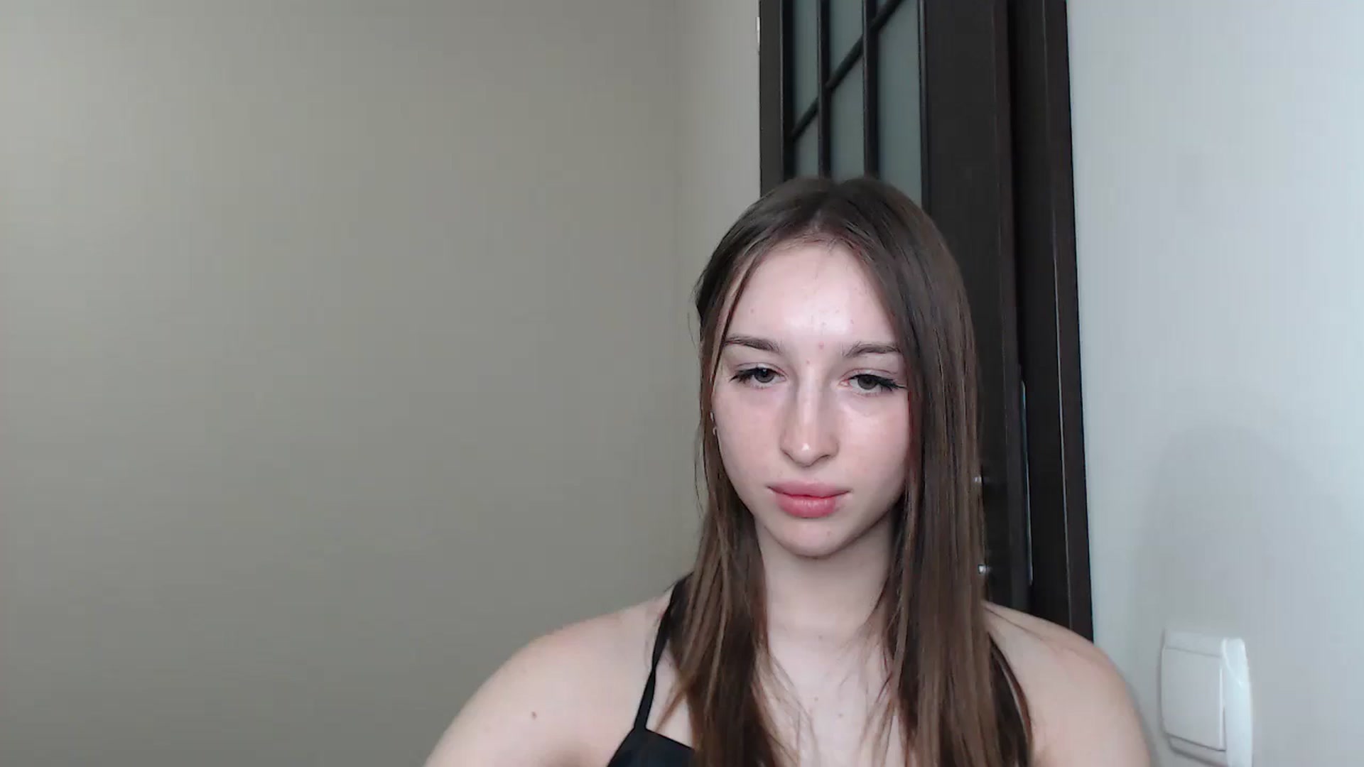 Gallery image thumbnail from KillerEyesS's myfreecams stream on, 06/18/2025, 20:08 image 17 of 20