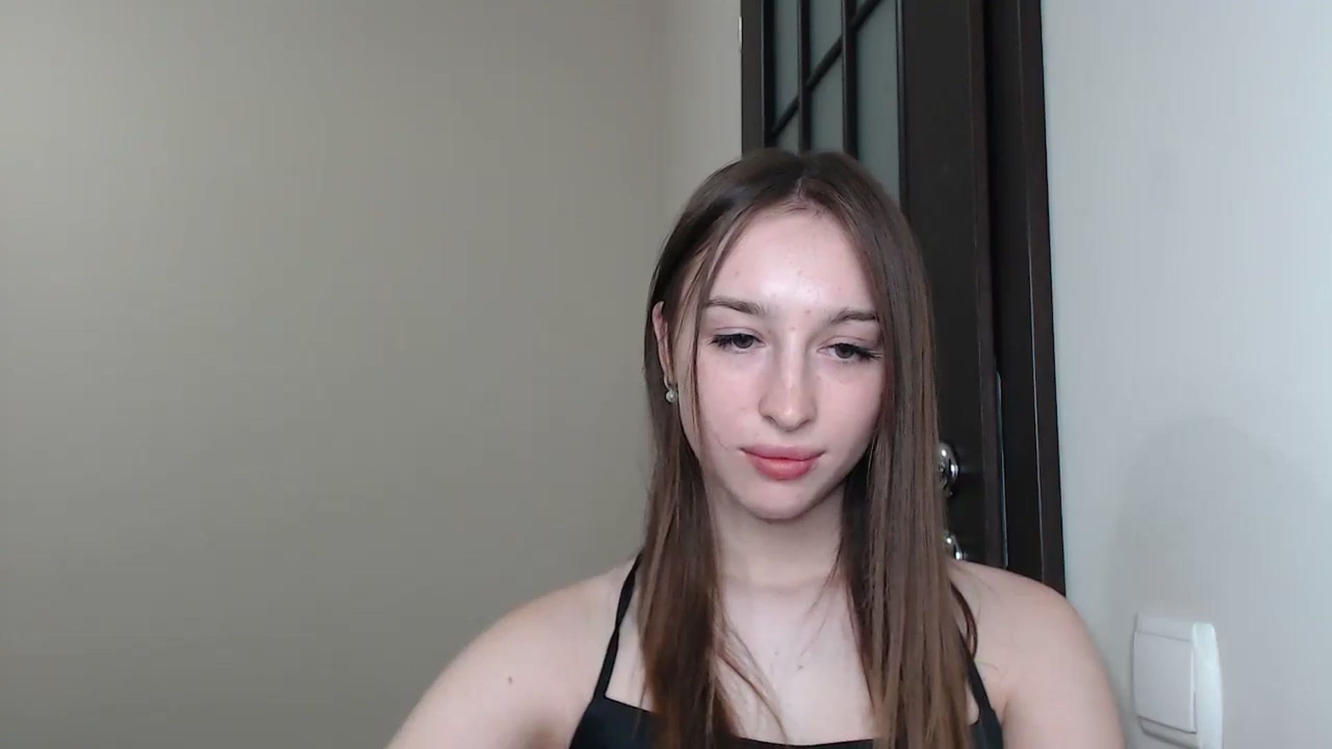 Gallery image thumbnail from KillerEyesS's myfreecams stream on, 06/18/2025, 20:08 image 4 of 20
