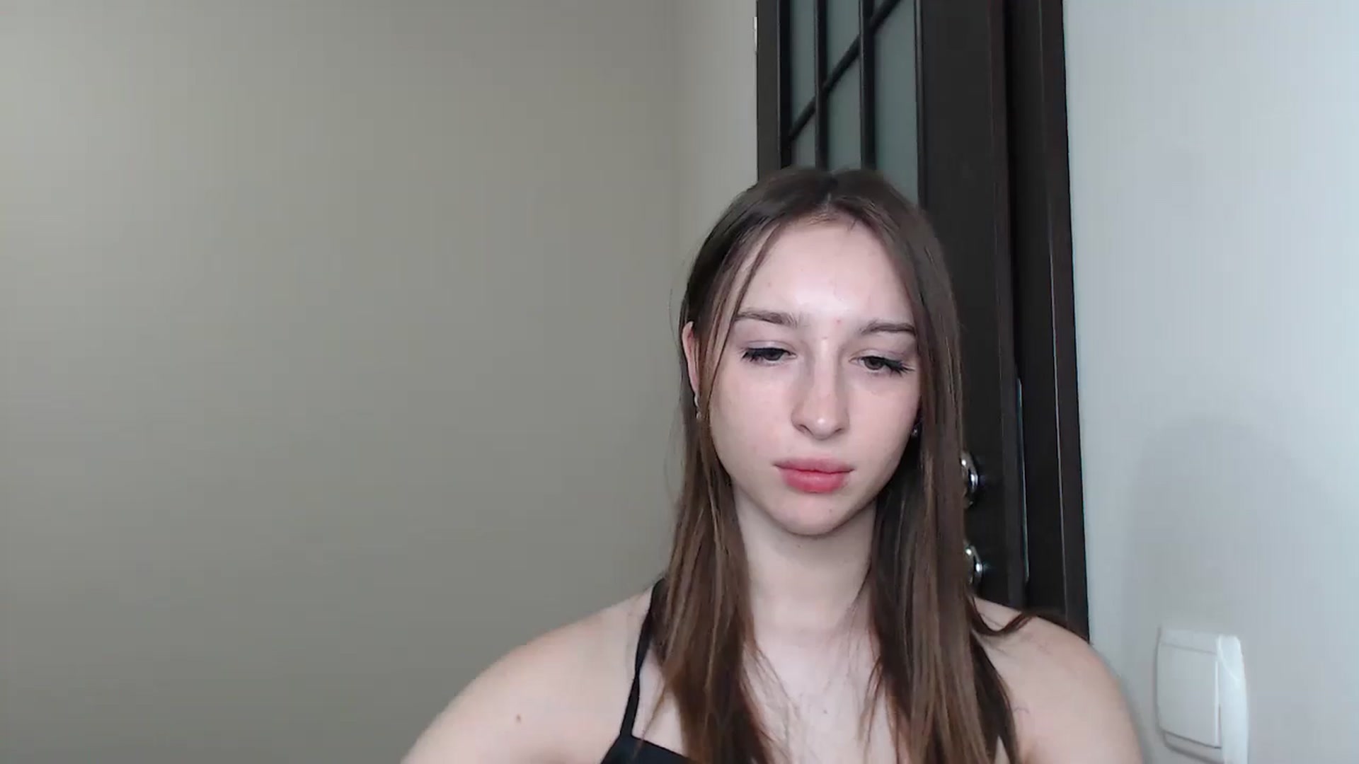 Gallery image thumbnail from KillerEyesS's myfreecams stream on, 06/18/2025, 20:08 image 16 of 20