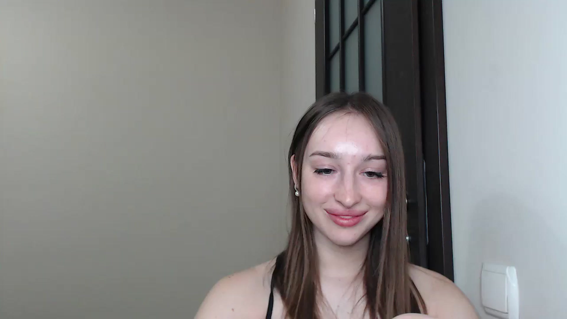Gallery image thumbnail from KillerEyesS's myfreecams stream on, 06/18/2025, 20:08 image 19 of 20