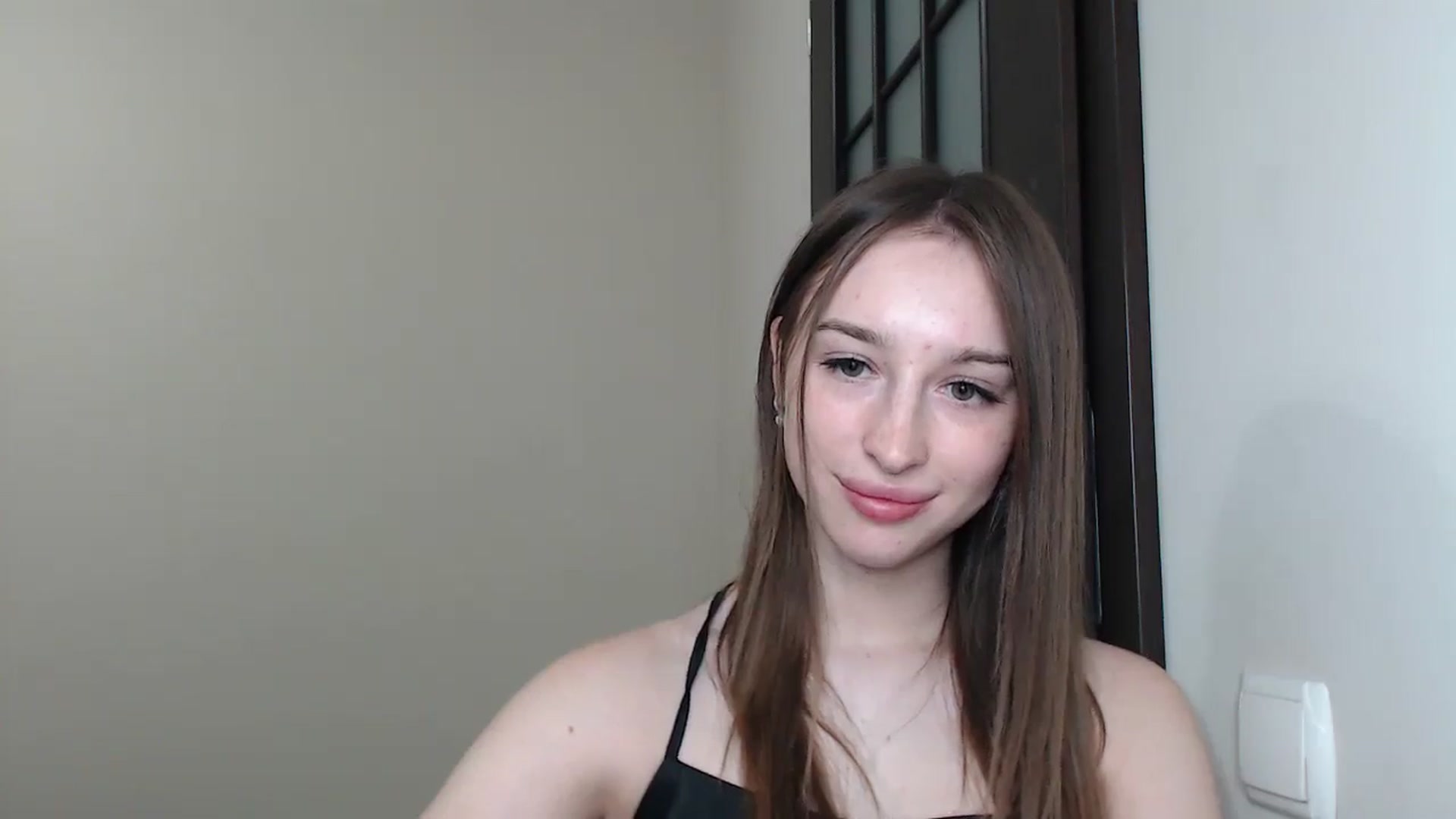 Gallery image thumbnail from KillerEyesS's myfreecams stream on, 06/18/2025, 20:08 image 6 of 20