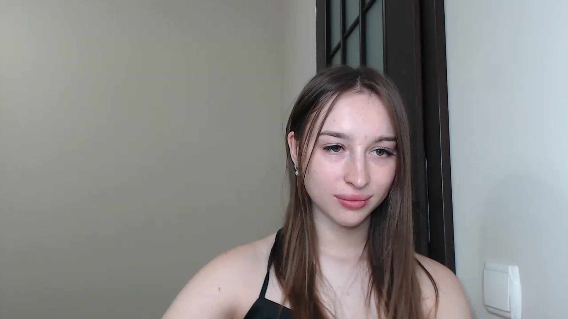 Gallery image thumbnail from KillerEyesS's myfreecams stream on, 06/18/2025, 20:08 image 13 of 20