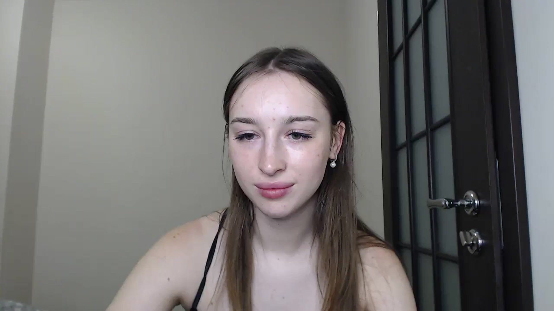 Gallery image thumbnail from KillerEyesS's myfreecams stream on, 06/18/2025, 22:19 image 14 of 20