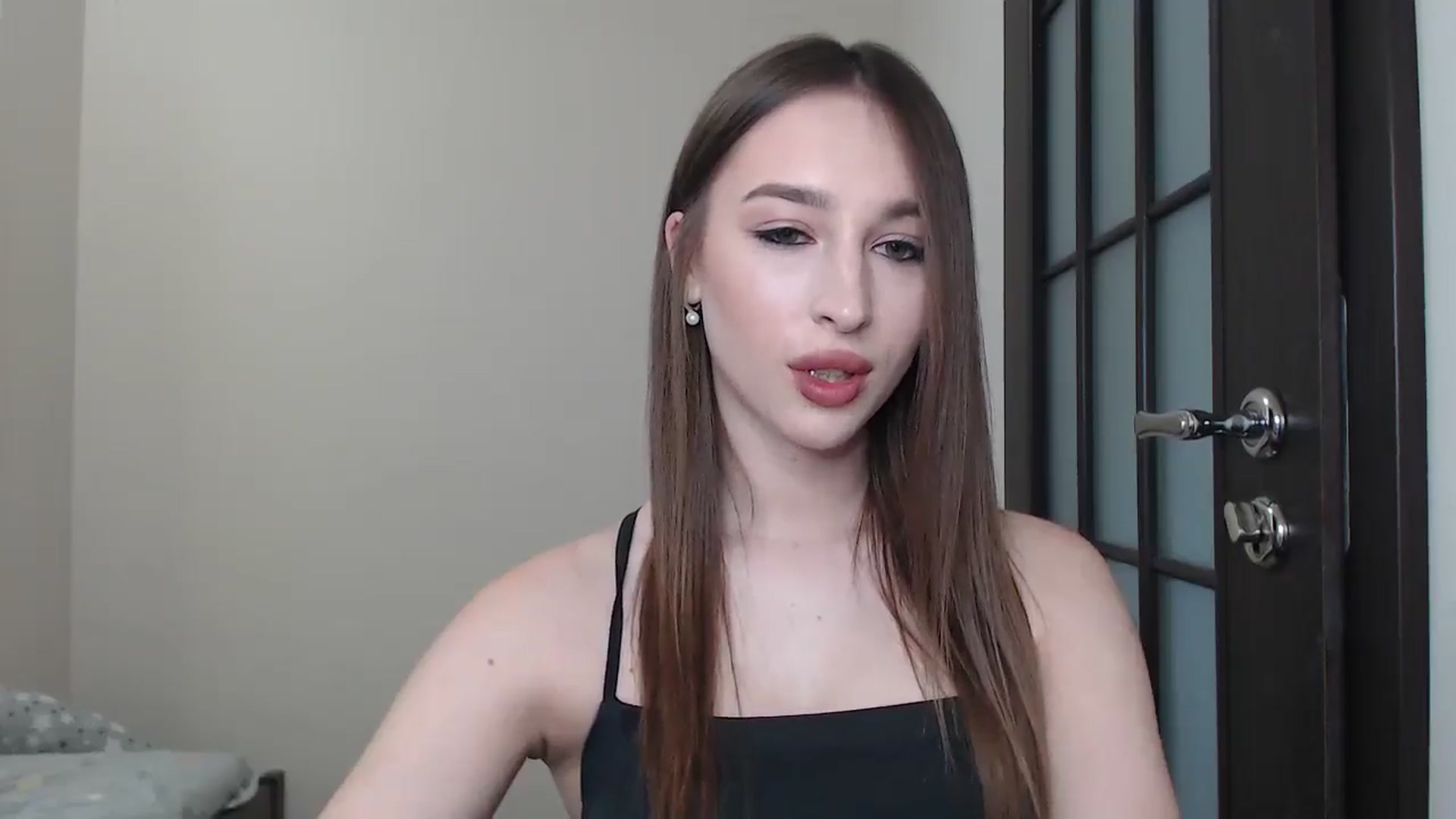 Gallery image thumbnail from KillerEyesS's myfreecams stream on, 06/19/2025, 14:28 image 2 of 20