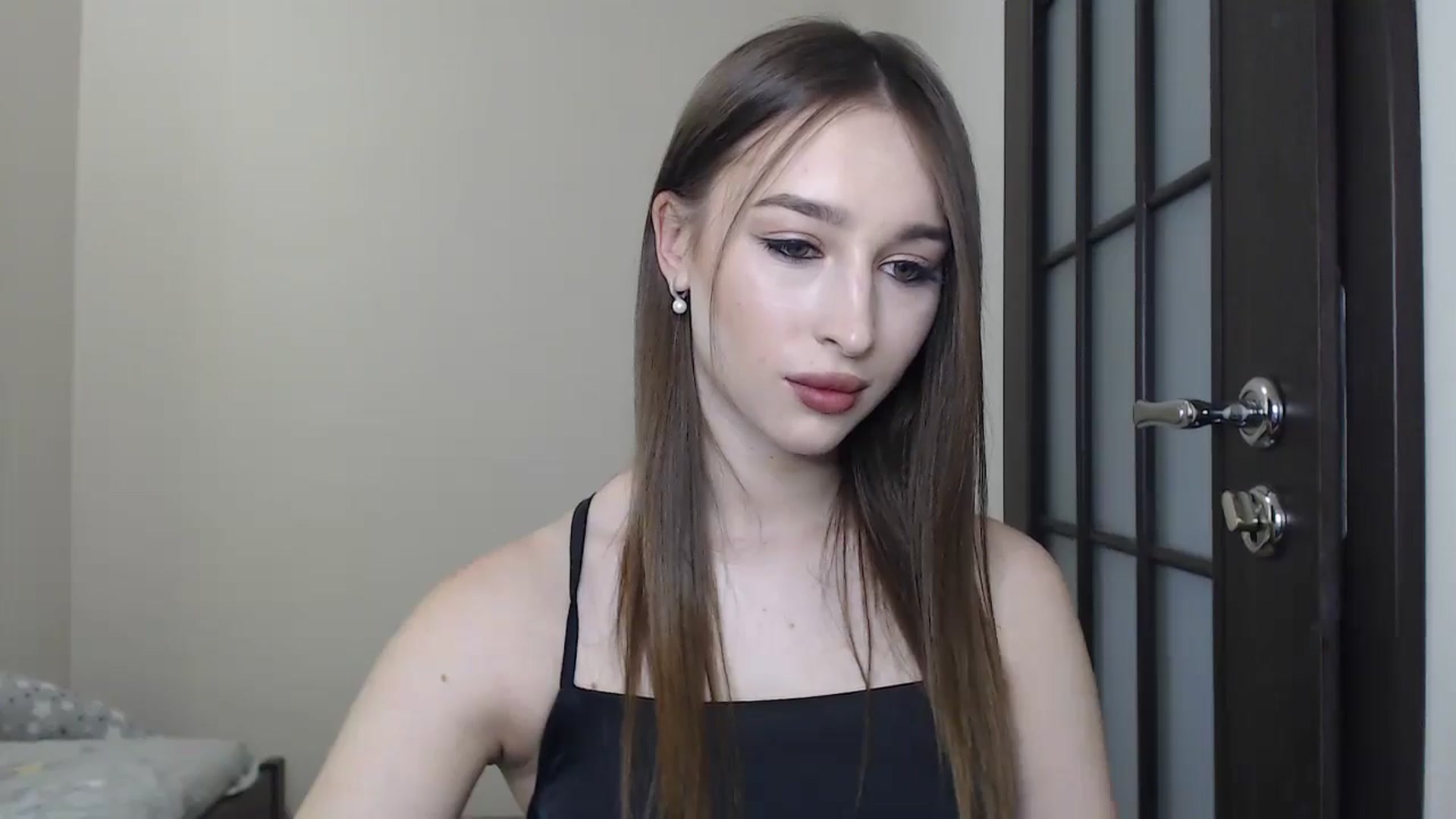 Gallery image thumbnail from KillerEyesS's myfreecams stream on, 06/19/2025, 14:28 image 17 of 20