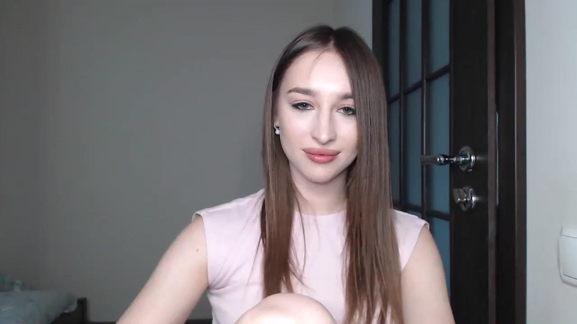 Gallery image thumbnail from KillerEyesS's myfreecams stream on, 06/19/2025, 16:19 image 15 of 20