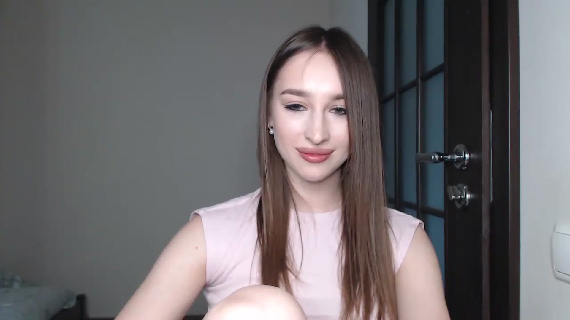 Gallery image thumbnail from KillerEyesS's myfreecams stream on, 06/19/2025, 16:19 image 17 of 20