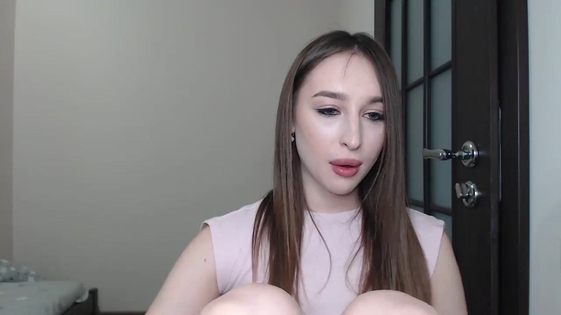 Gallery image thumbnail from KillerEyesS's myfreecams stream on, 06/19/2025, 16:47 image 8 of 20