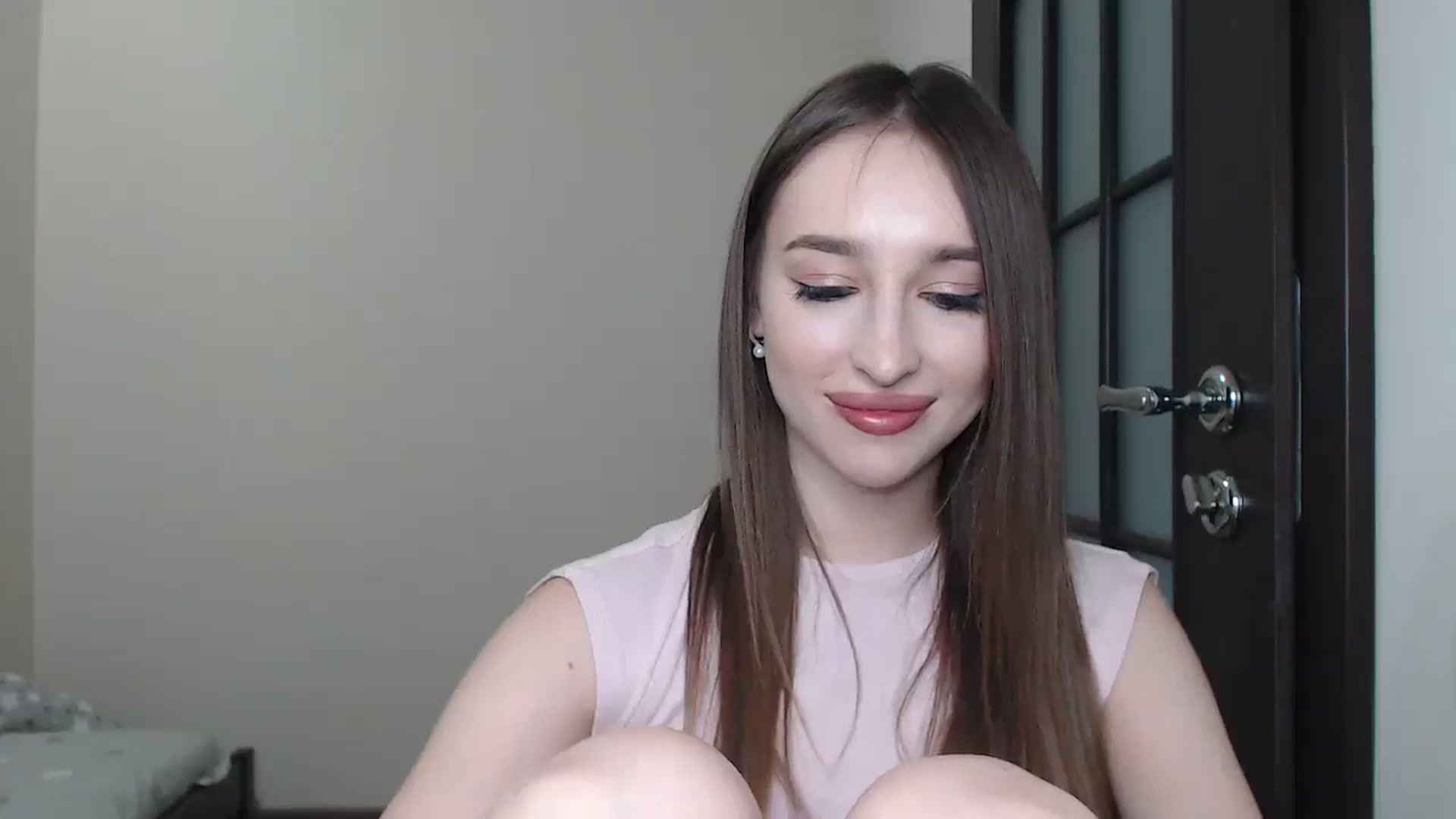 Gallery image thumbnail from KillerEyesS's myfreecams stream on, 06/19/2025, 16:47 image 5 of 20