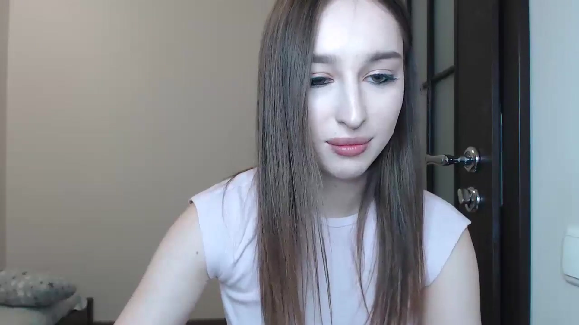 Gallery image thumbnail from KillerEyesS's myfreecams stream on, 06/19/2025, 18:49 image 13 of 20