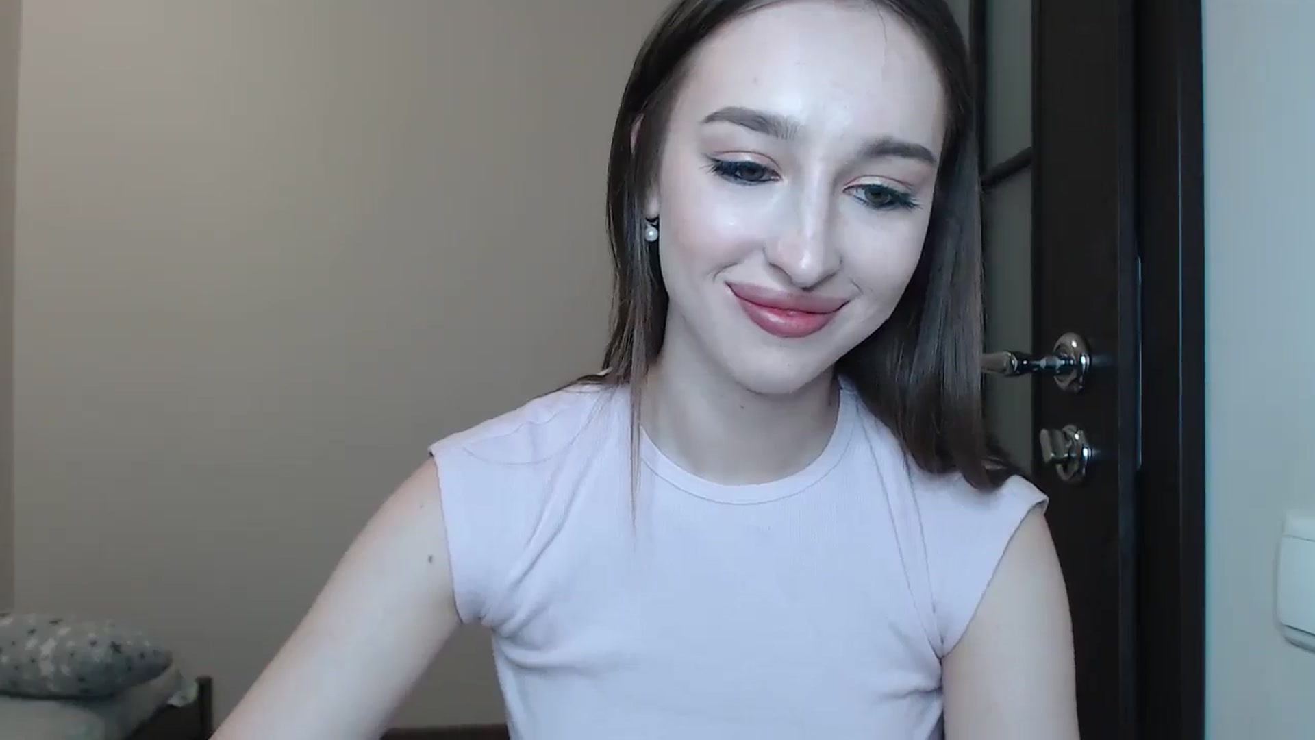 Gallery image thumbnail from KillerEyesS's myfreecams stream on, 06/19/2025, 18:49 image 17 of 20
