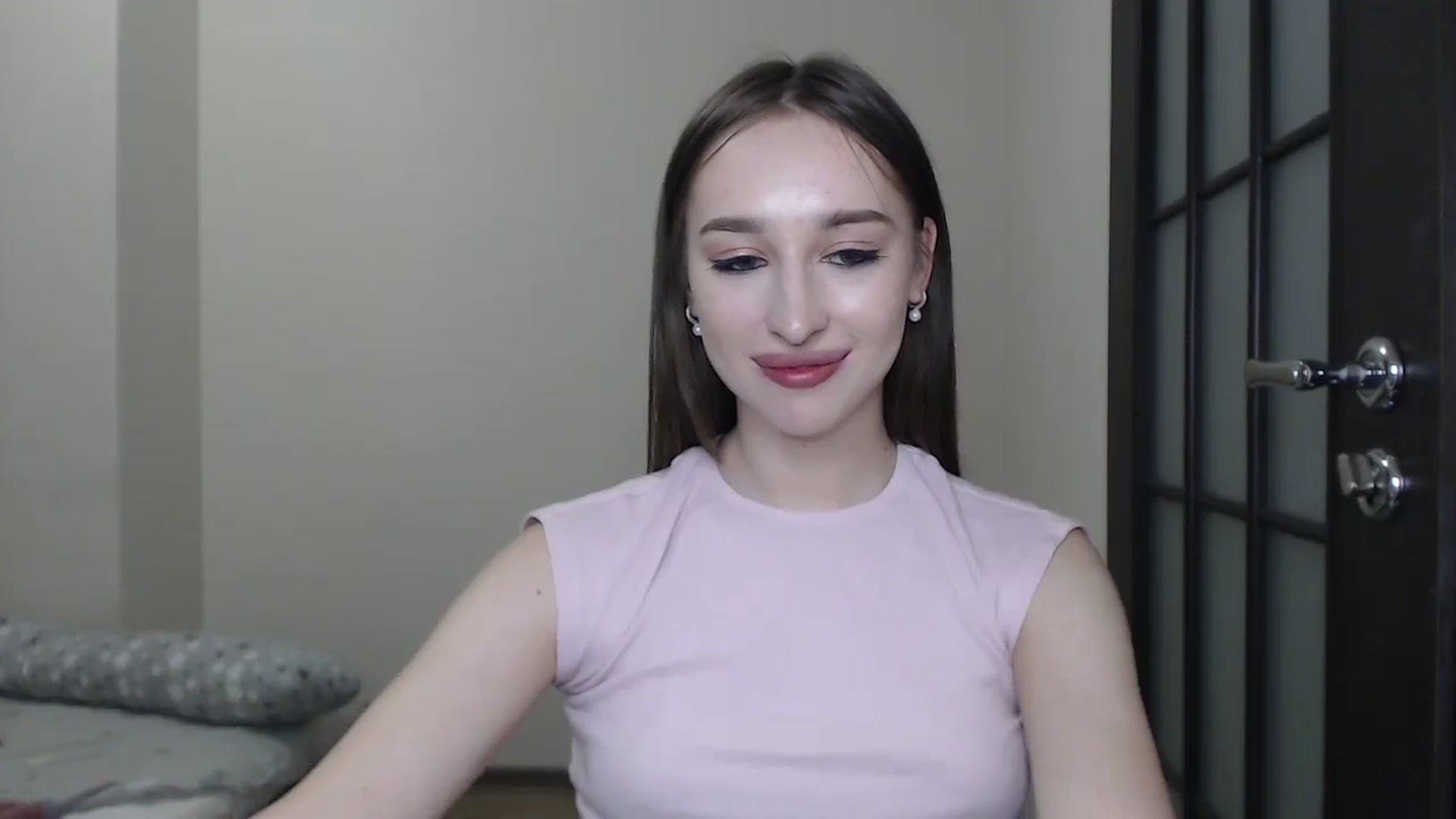 Gallery image thumbnail from KillerEyesS's myfreecams stream on, 06/19/2025, 19:36 image 5 of 20