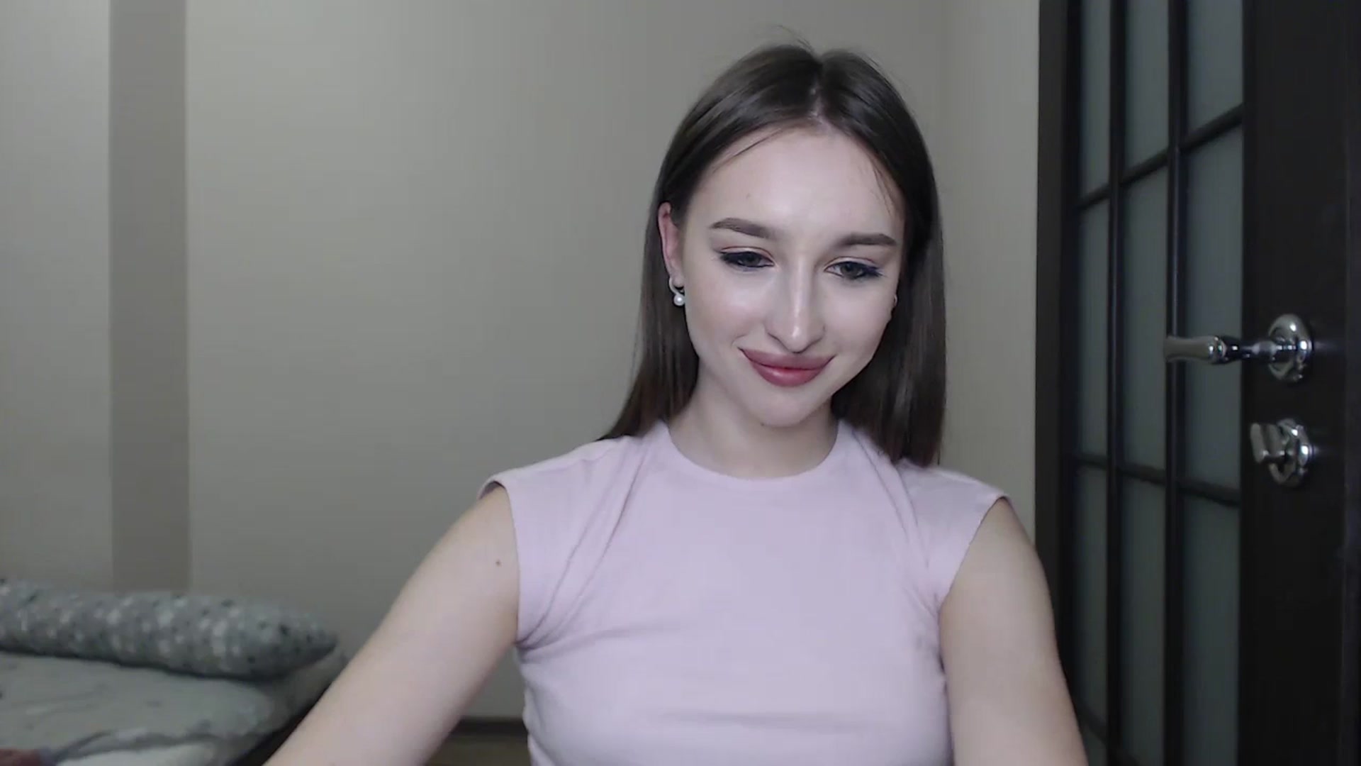 Gallery image thumbnail from KillerEyesS's myfreecams stream on, 06/19/2025, 19:36 image 12 of 20