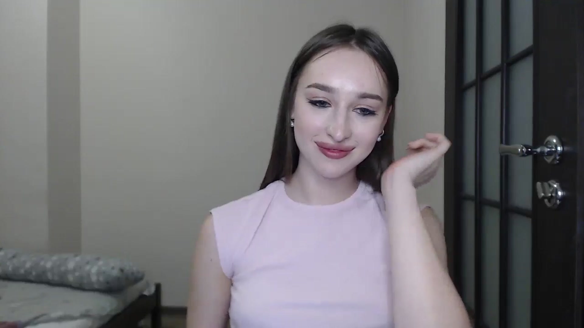 Gallery image thumbnail from KillerEyesS's myfreecams stream on, 06/19/2025, 19:36 image 8 of 20