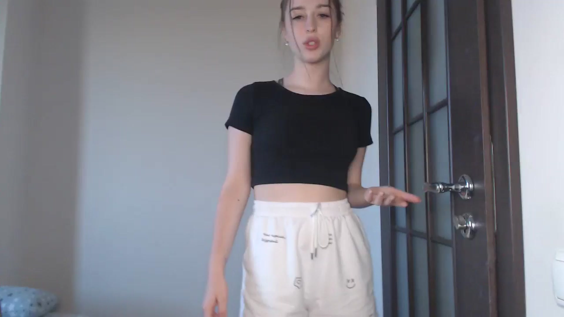 Gallery image thumbnail from KillerEyesS's myfreecams stream on, 06/23/2025, 18:18 image 10 of 20